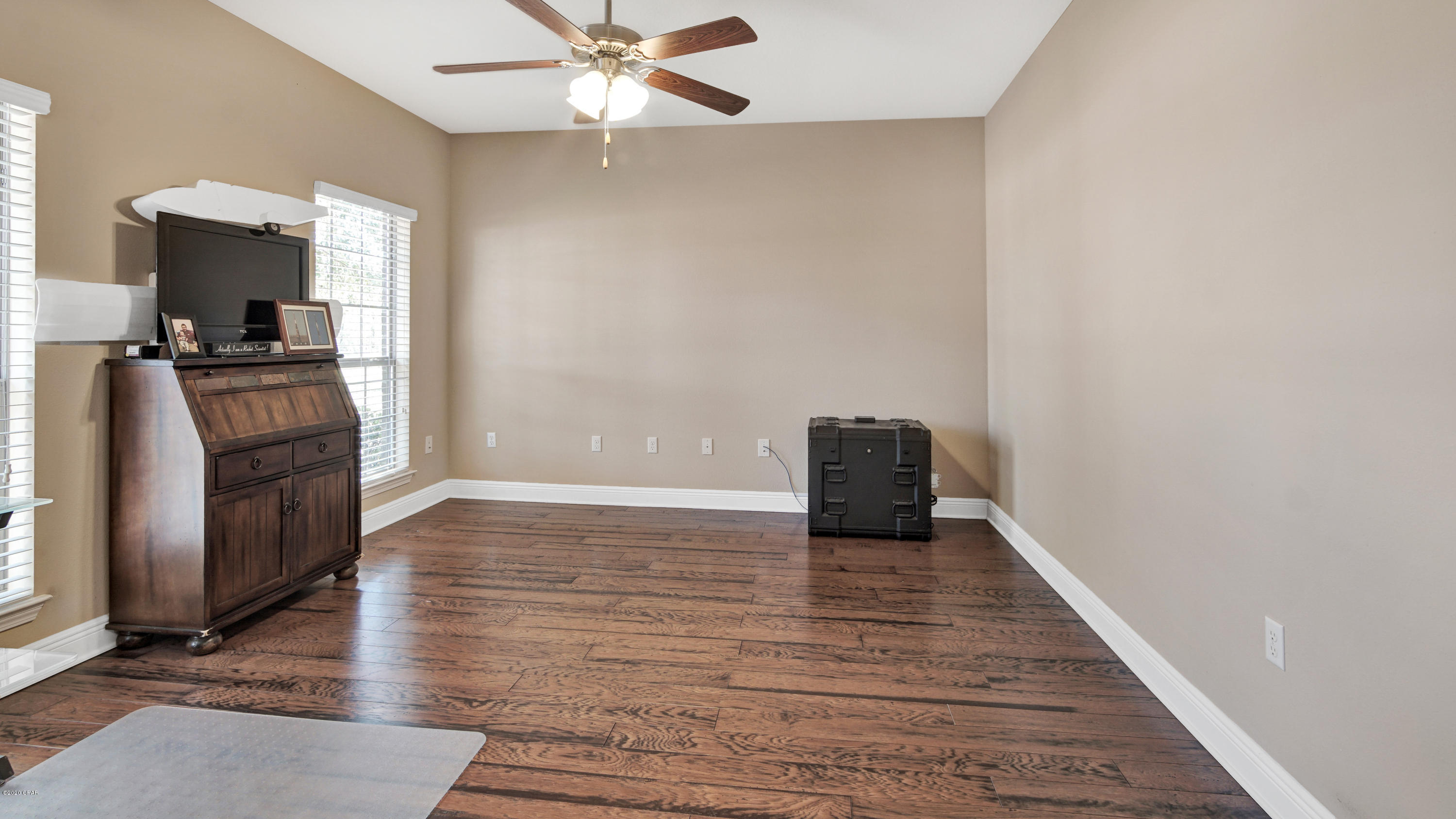 Lake Merial - Residential