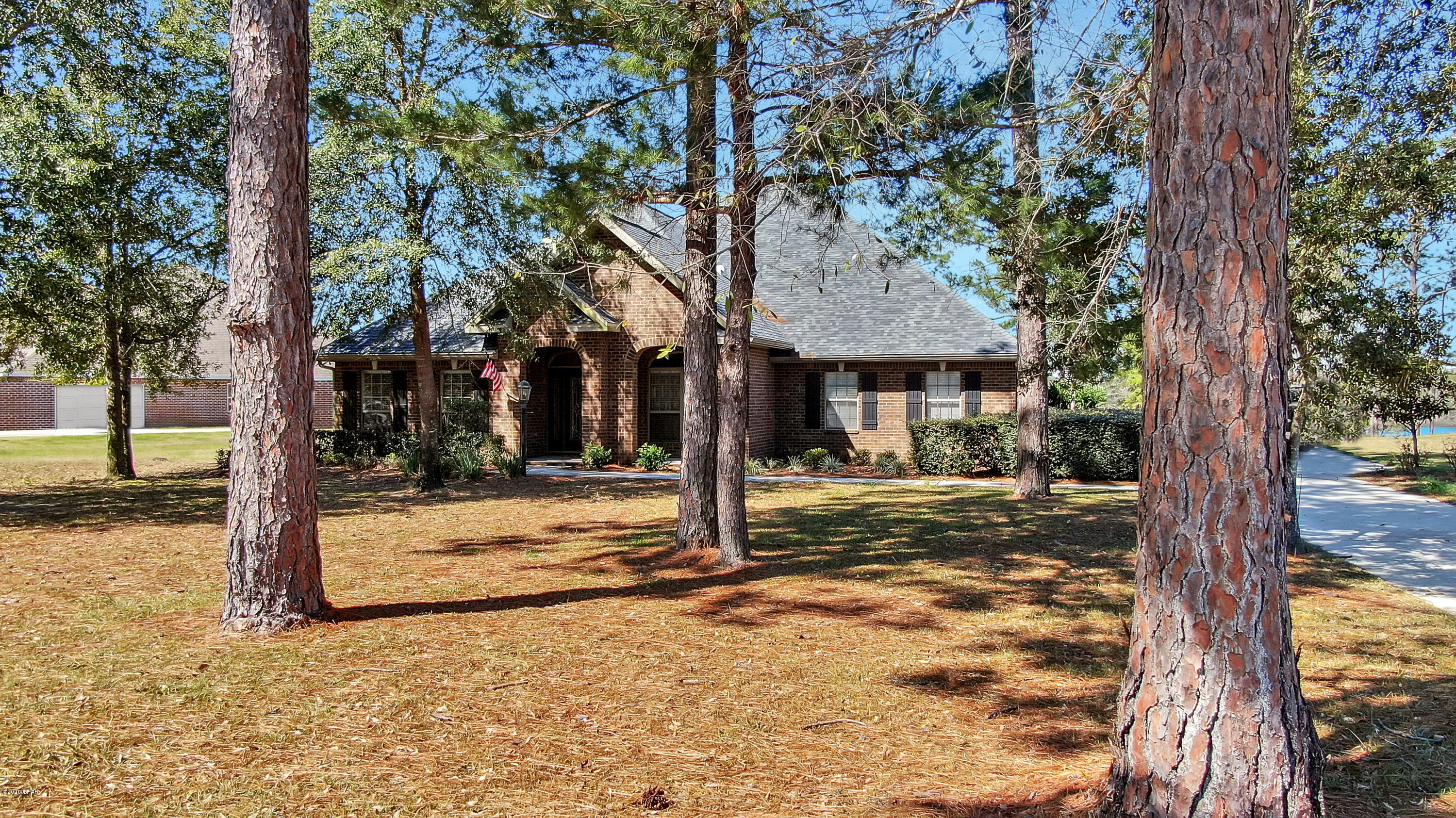 Lake Merial - Residential