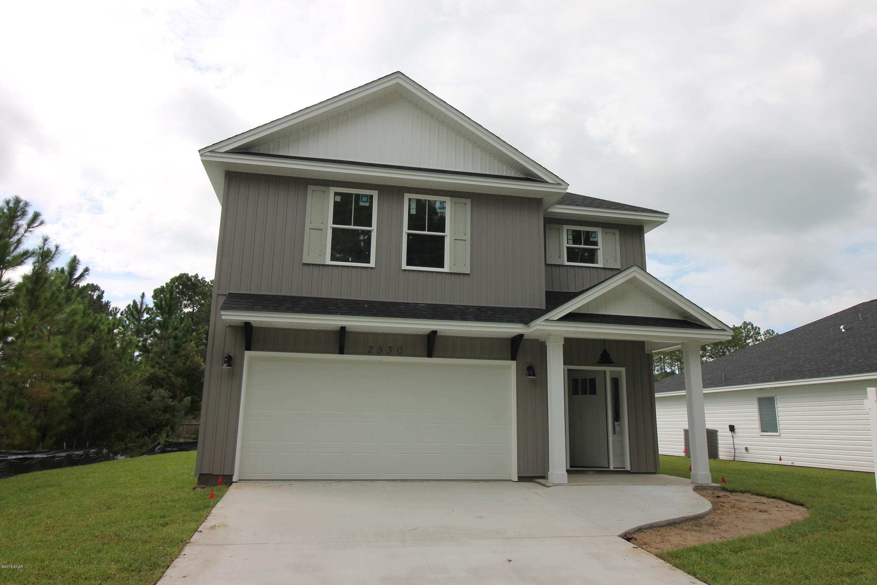 The Pines Of Lynn Haven - Residential