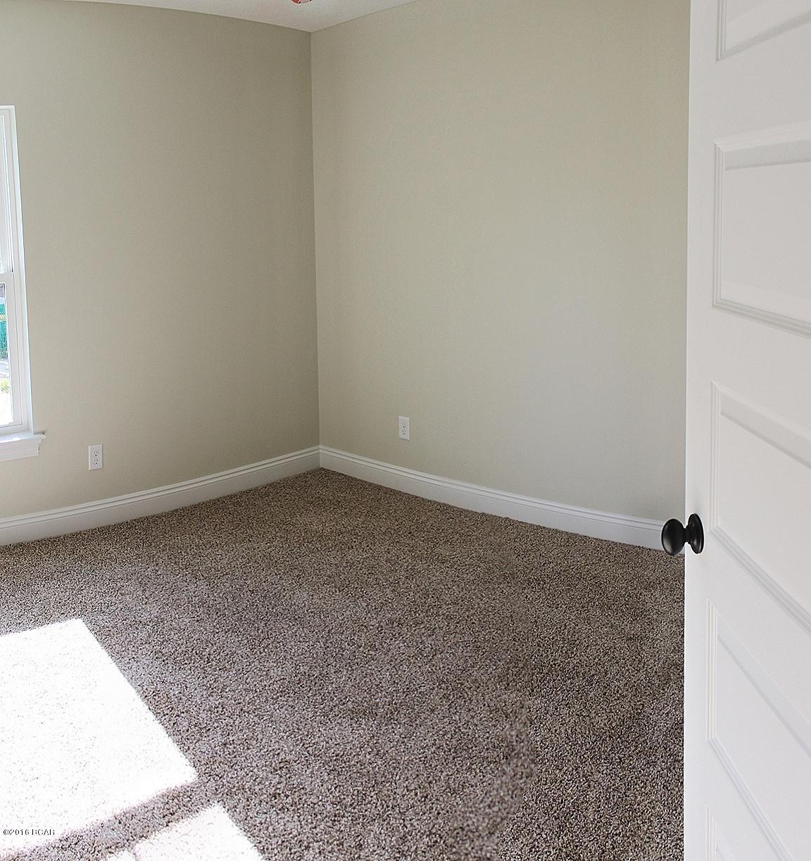 The Pines Of Lynn Haven - Residential