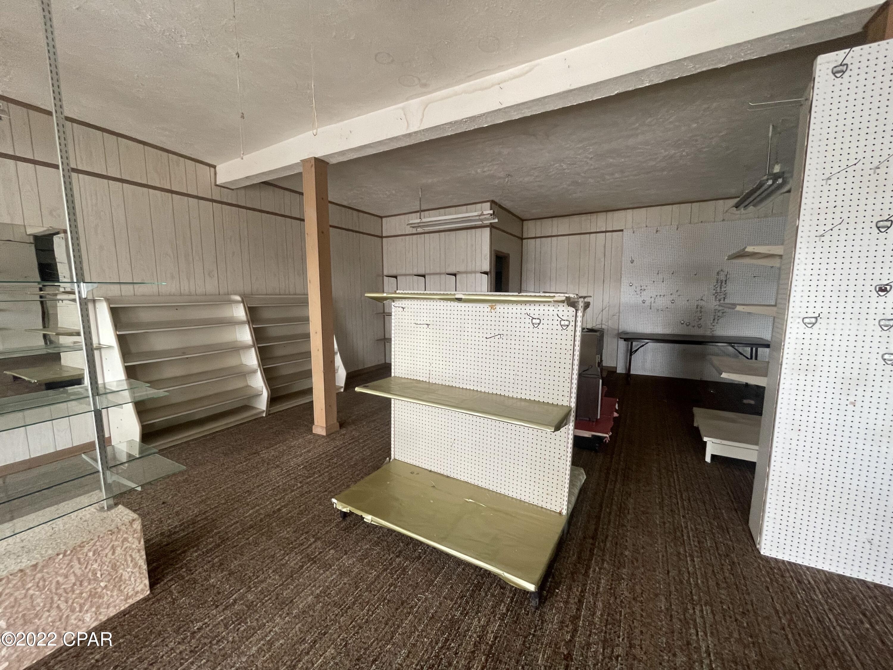 [No Recorded Subdiv] - Commercial Sale