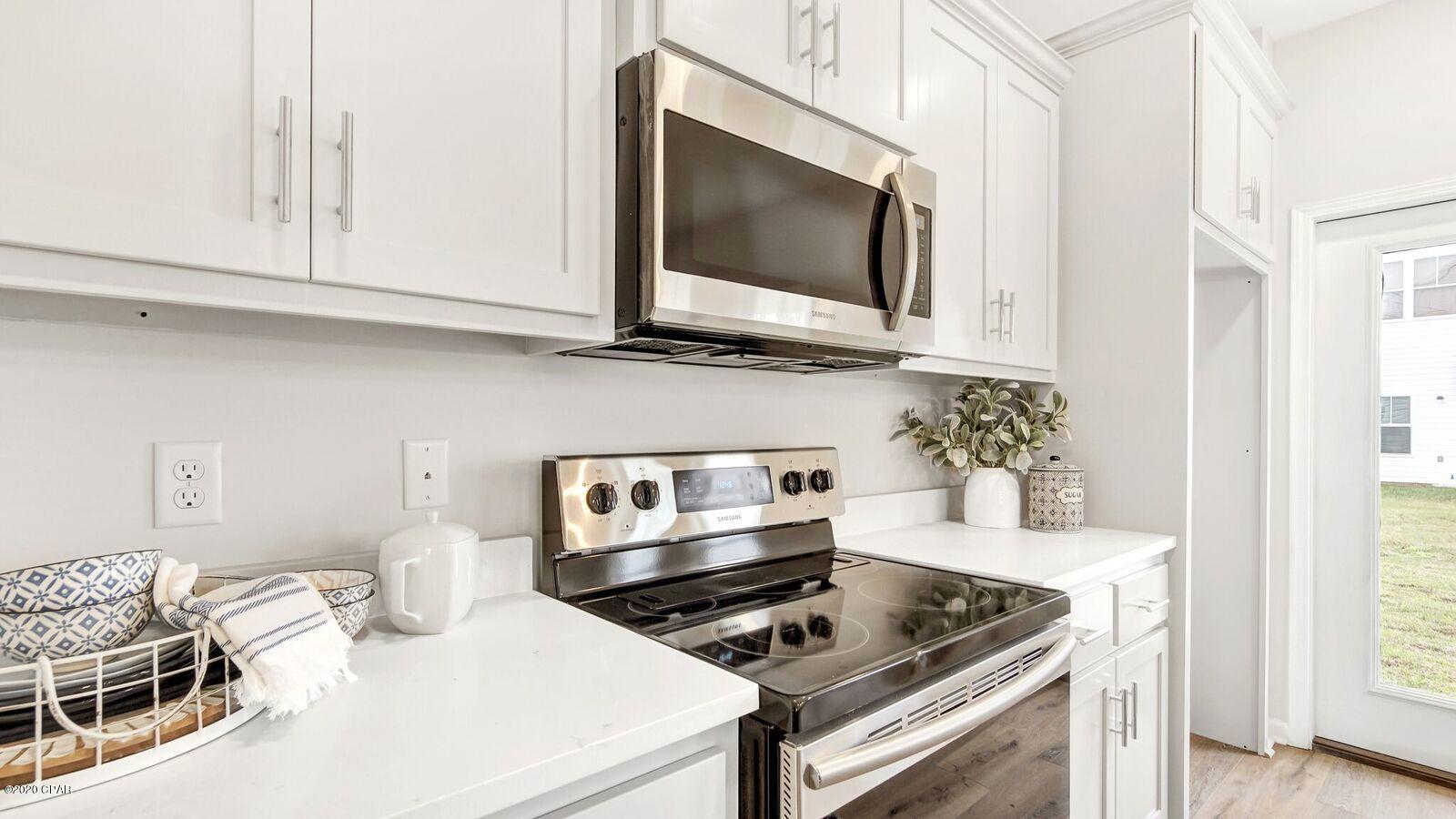 Osprey Pointe at Powell - Residential