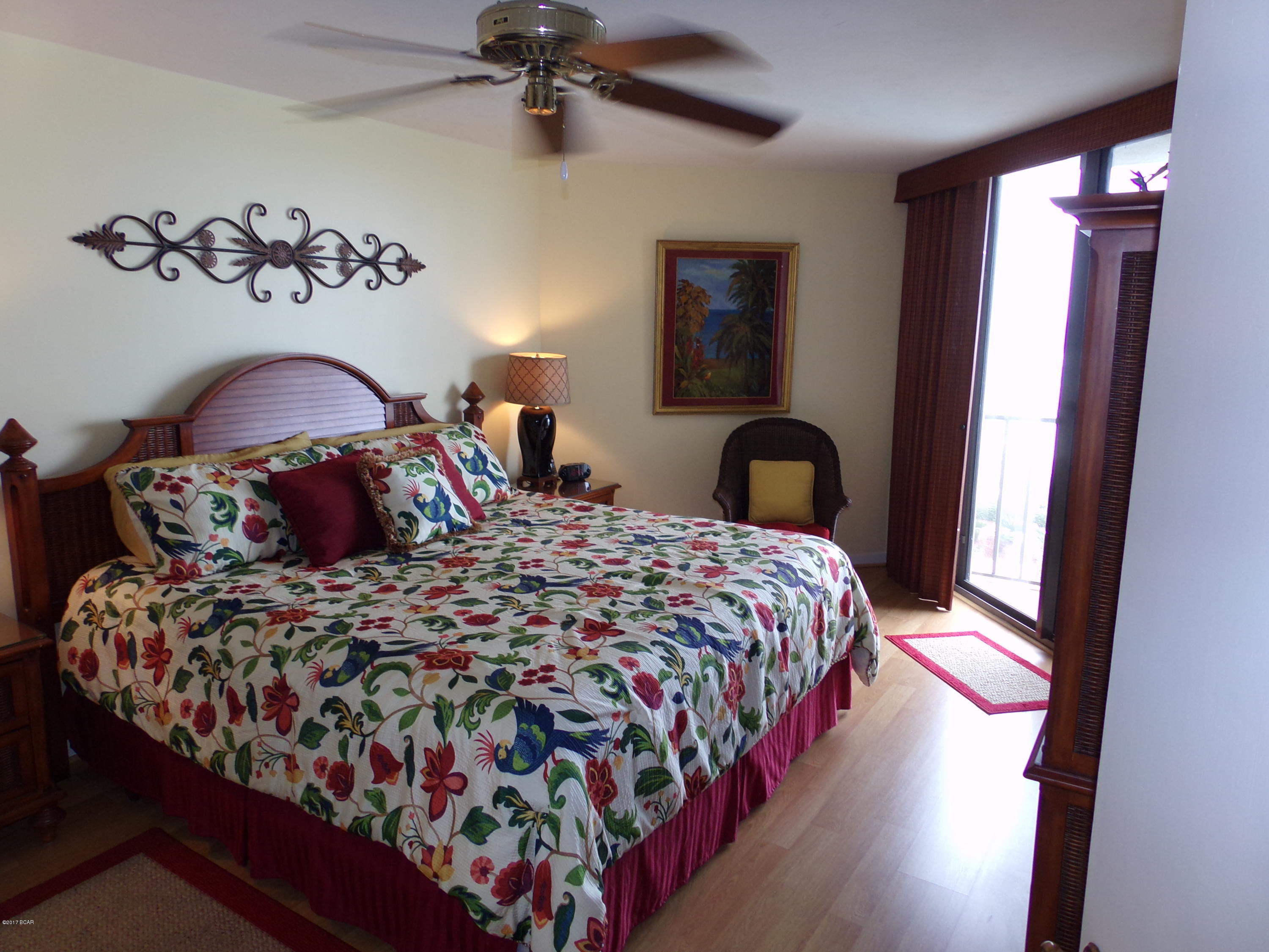 Summerhouse Condo. - Residential