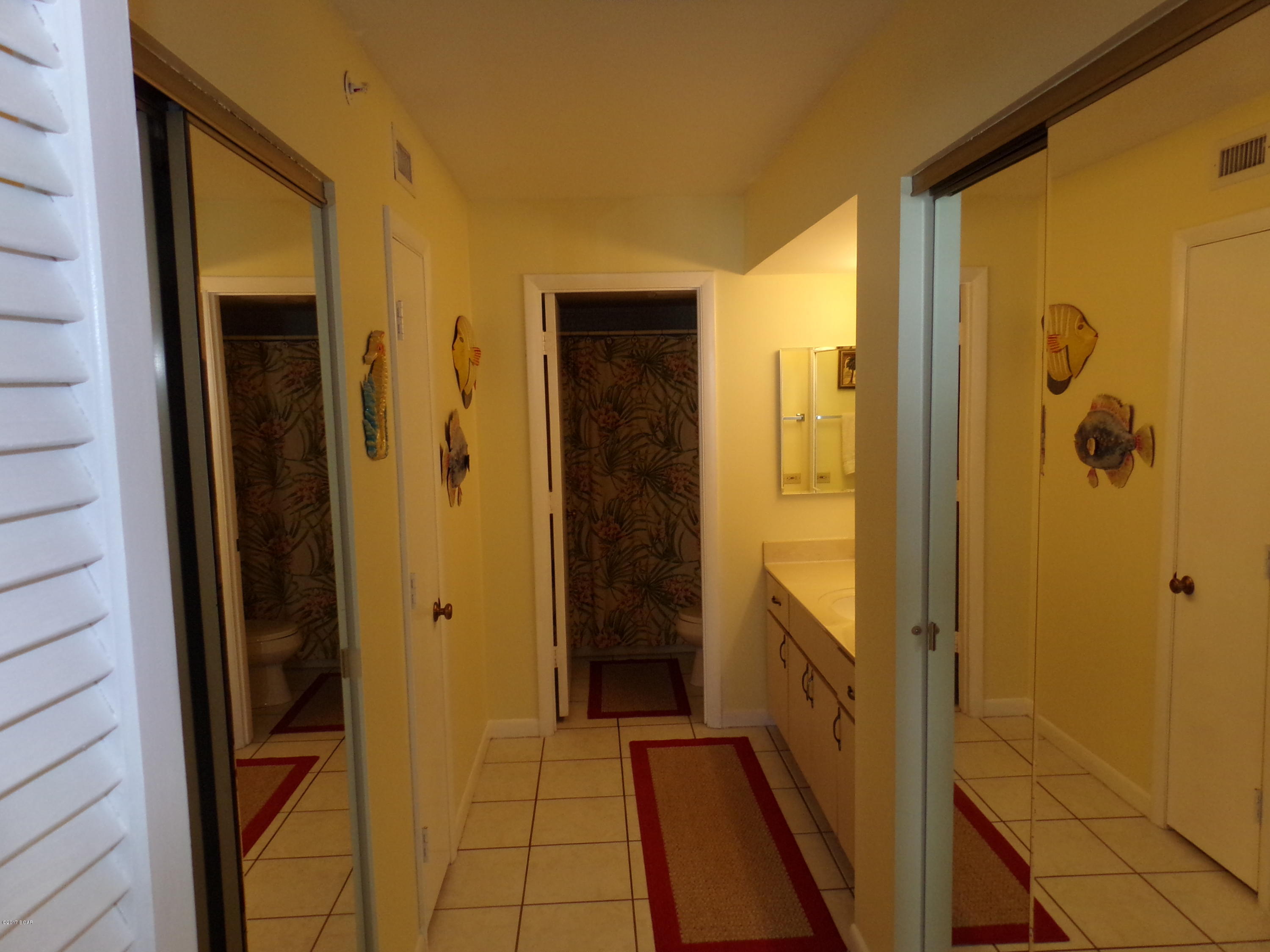 Summerhouse Condo. - Residential