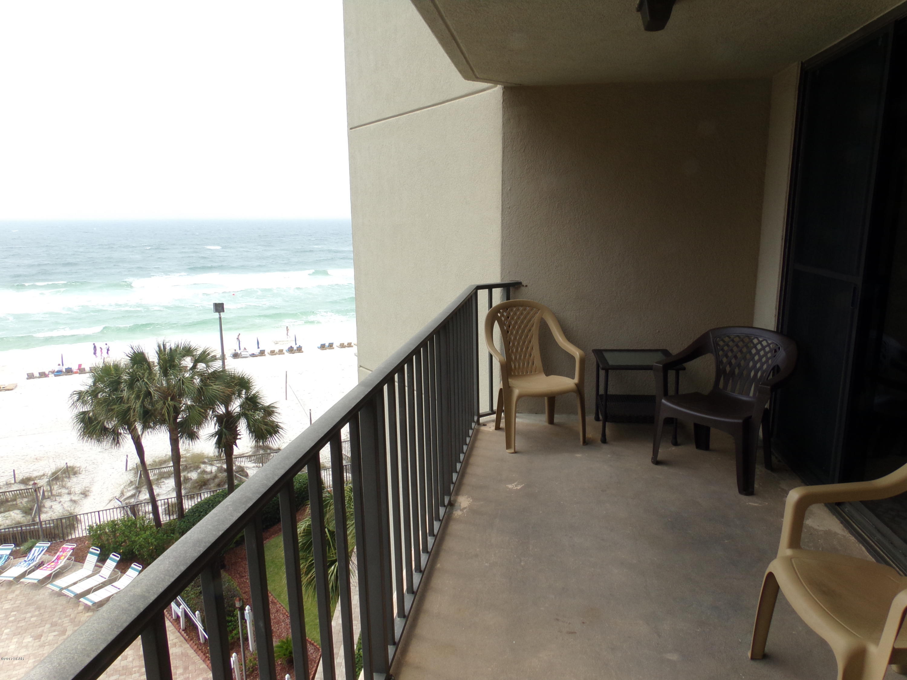 Summerhouse Condo. - Residential