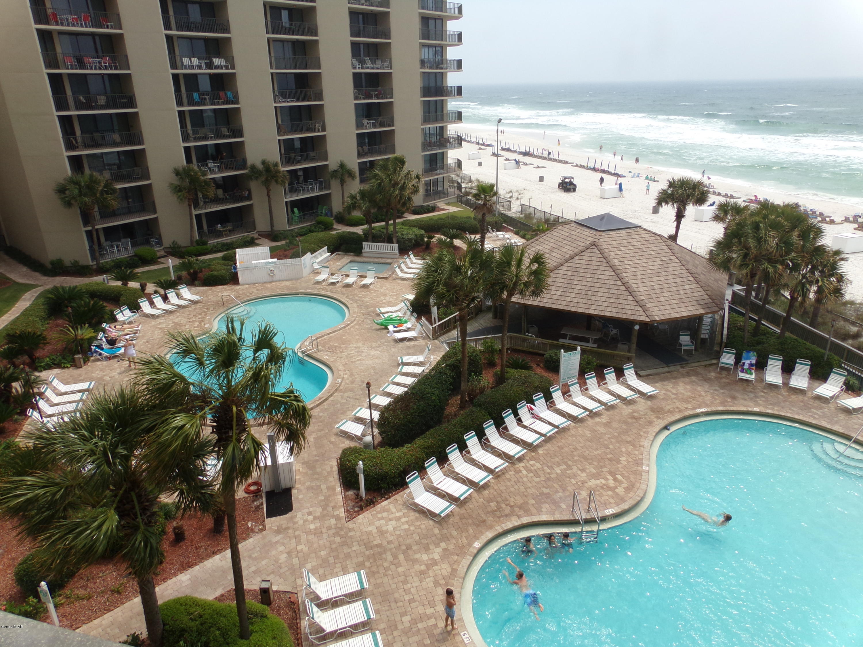 Summerhouse Condo. - Residential