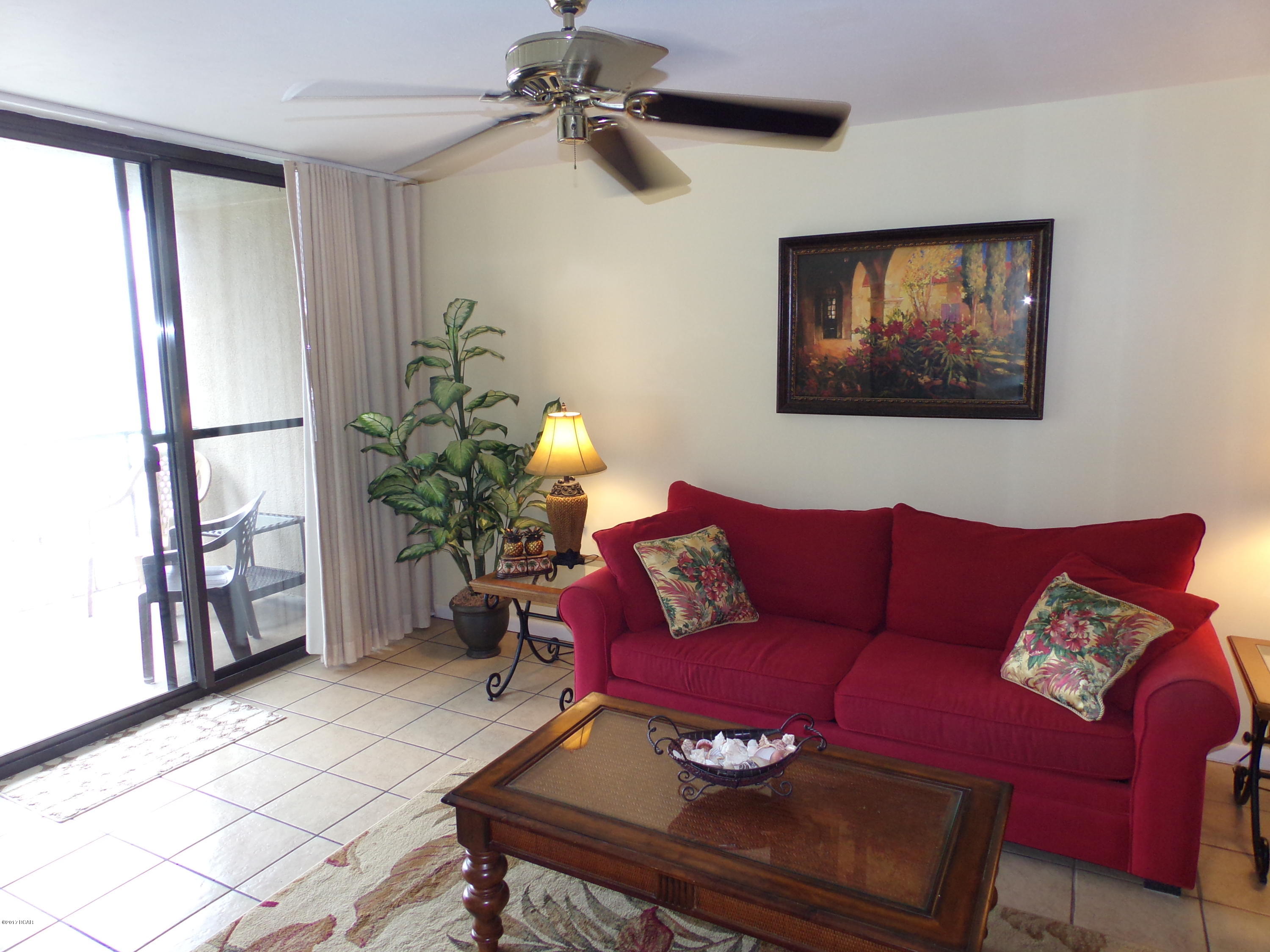 Summerhouse Condo. - Residential