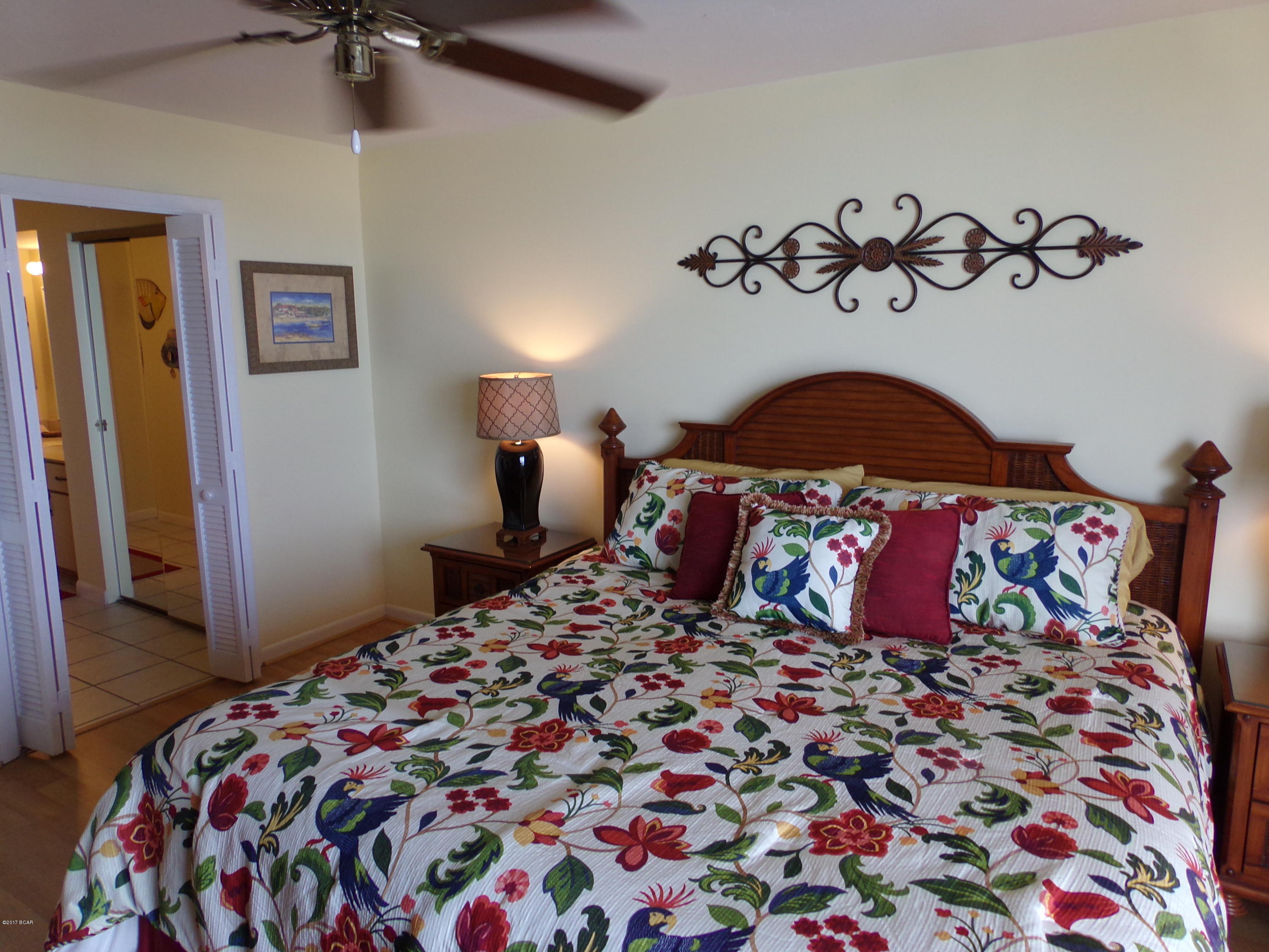 Summerhouse Condo. - Residential