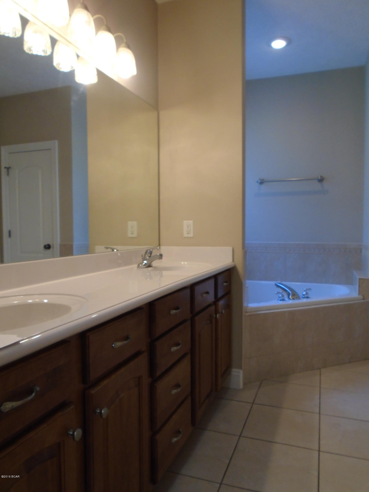 Lynn Haven - Residential Lease