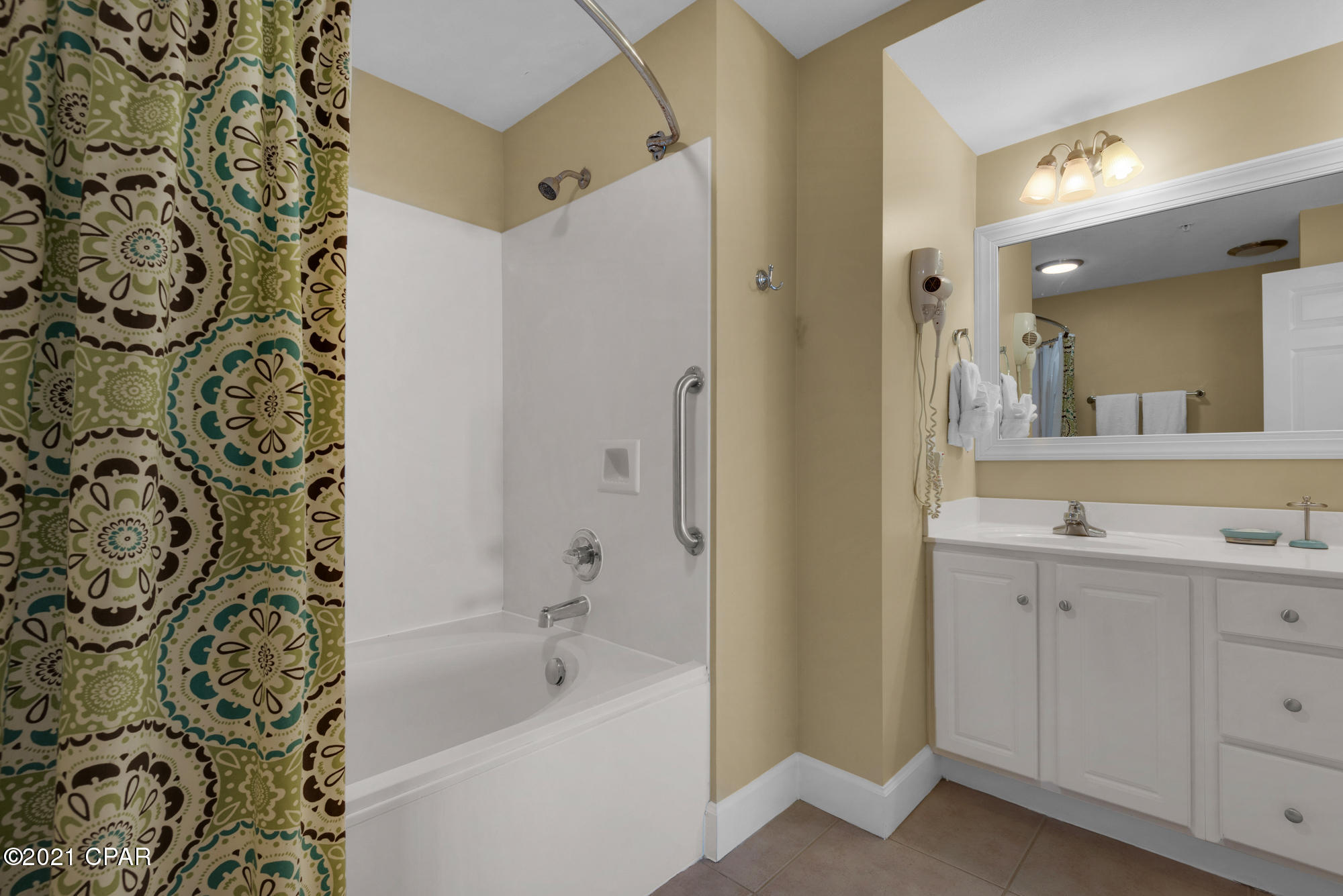 Sunrise Beach - Residential