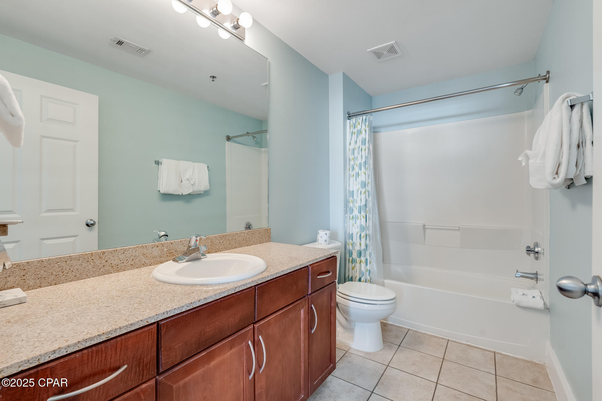 Laketown Wharf - Residential