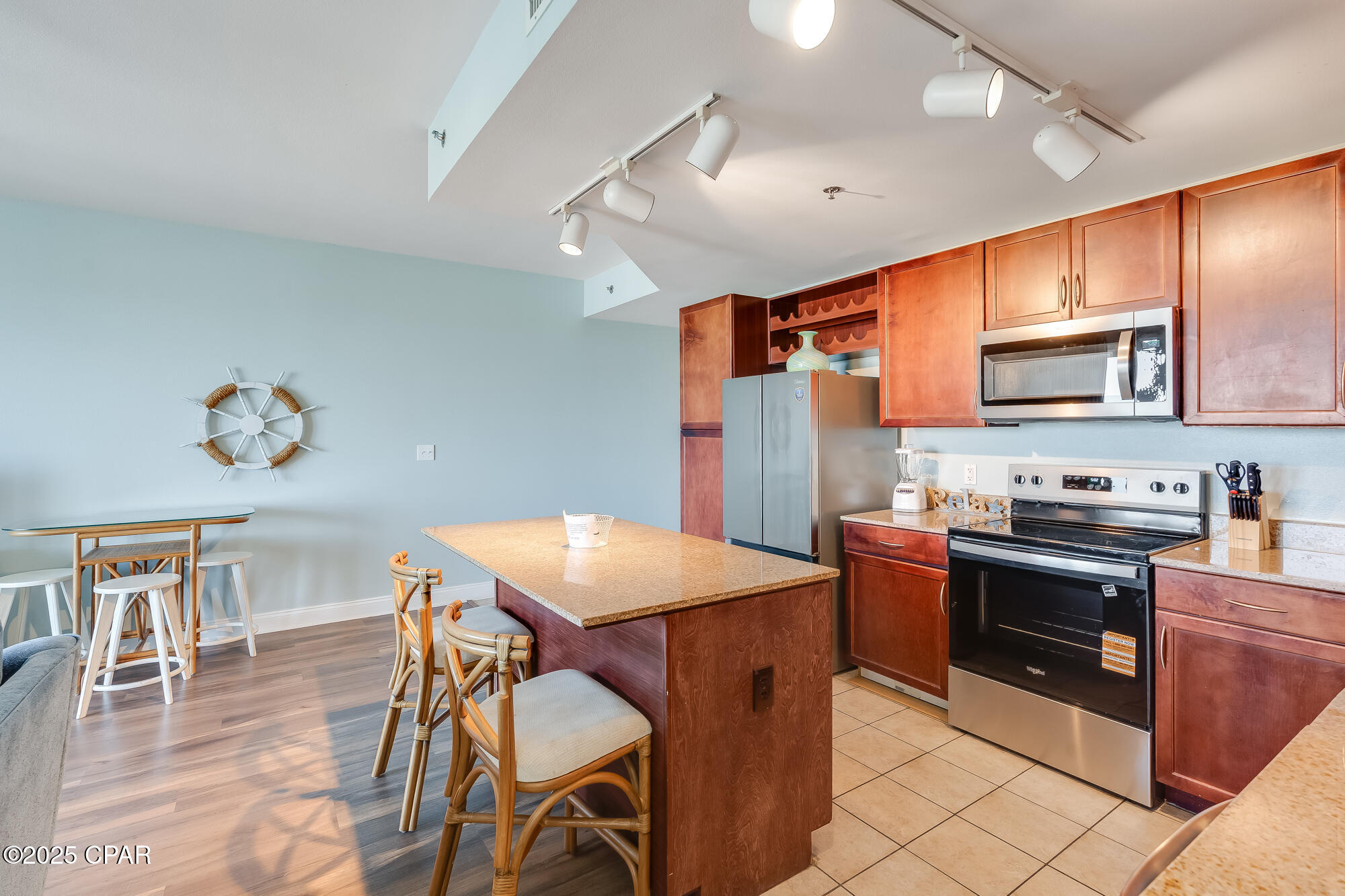 Laketown Wharf - Residential