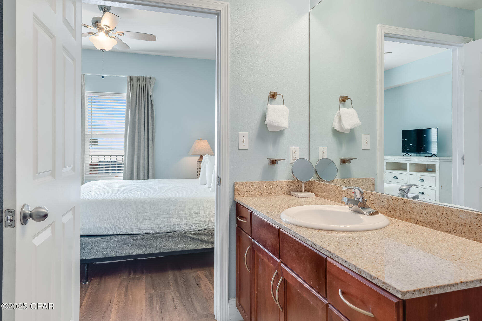 Laketown Wharf - Residential