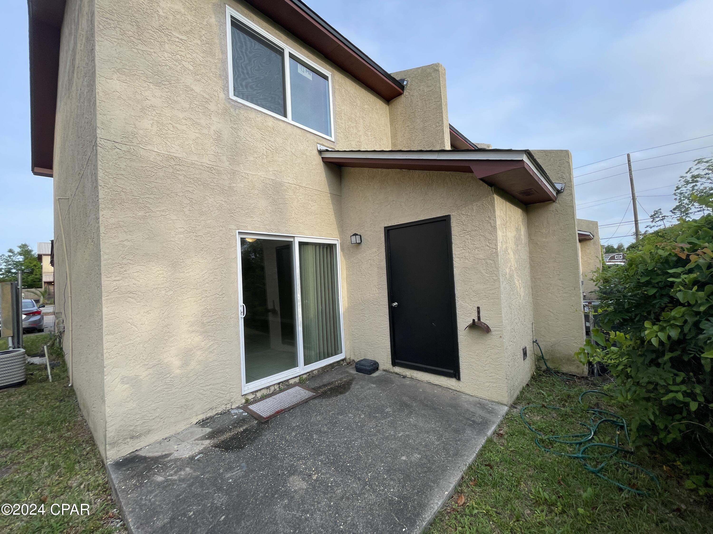 [No Recorded Subdiv] - Residential Lease