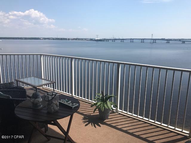 Hibiscus By The Bay - Residential