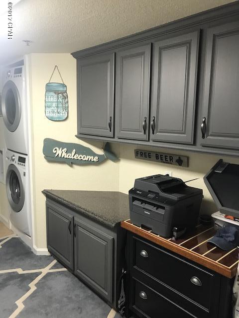 Hibiscus By The Bay - Residential