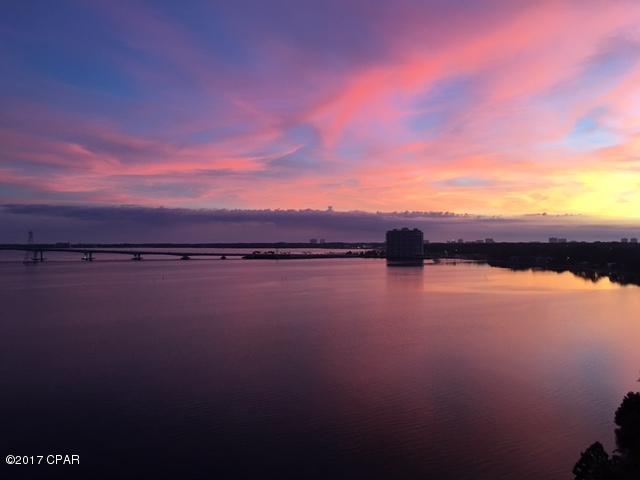 Hibiscus By The Bay - Residential