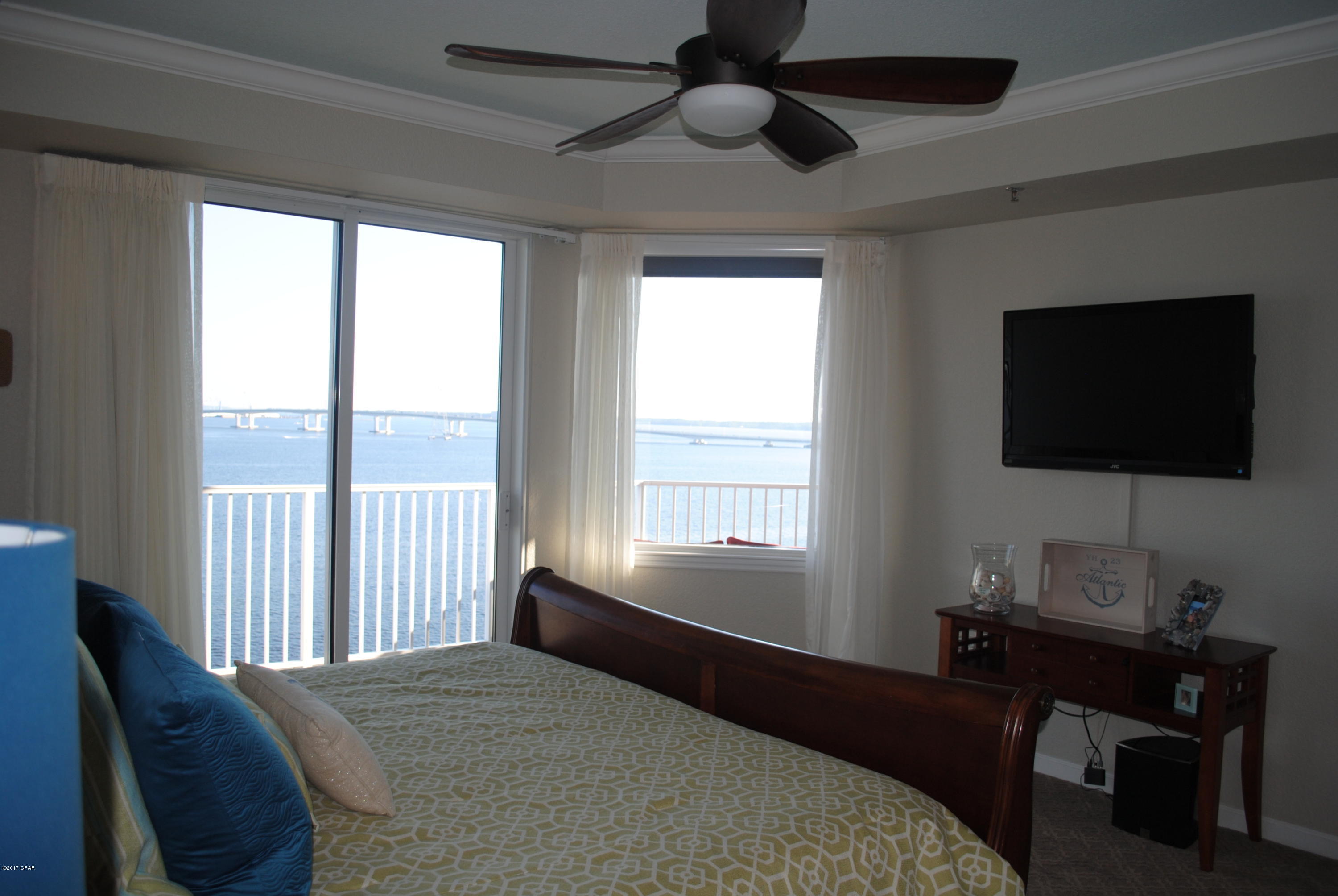 Hibiscus By The Bay - Residential