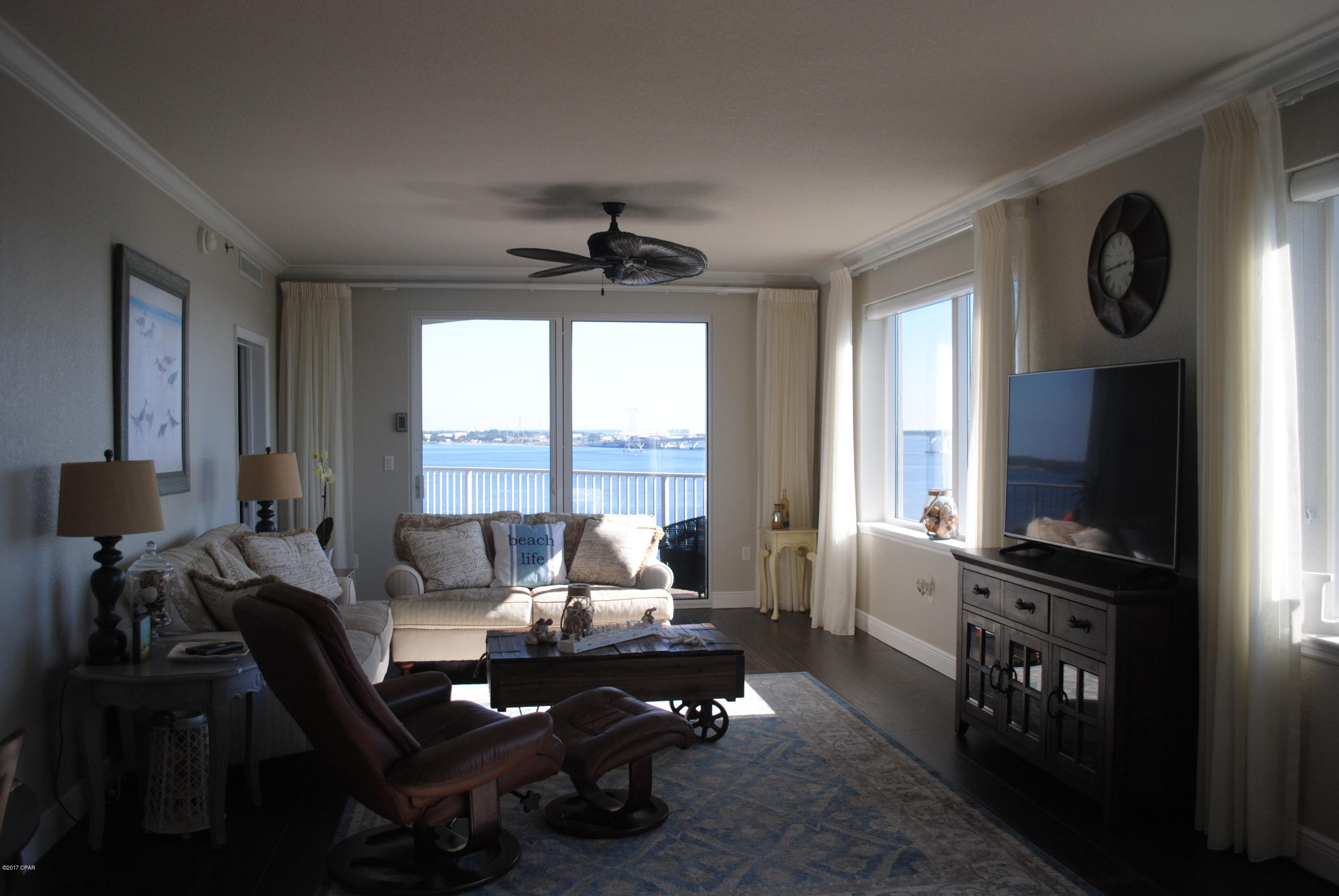 Hibiscus By The Bay - Residential