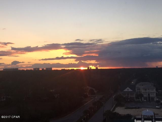 Hibiscus By The Bay - Residential