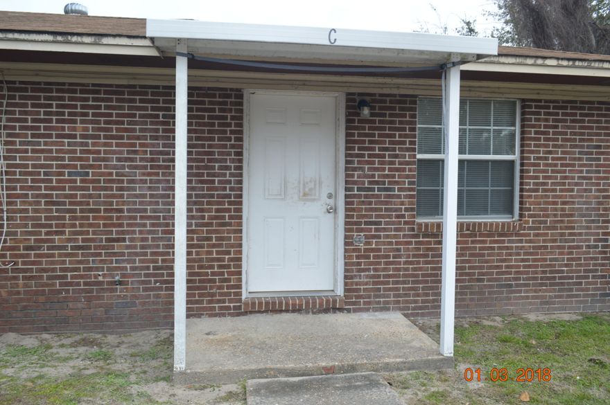 Nice 2bd 1ba duplex close to the college and convenient to the beaches. Open eat in kitchen. Yard care included. No pets please