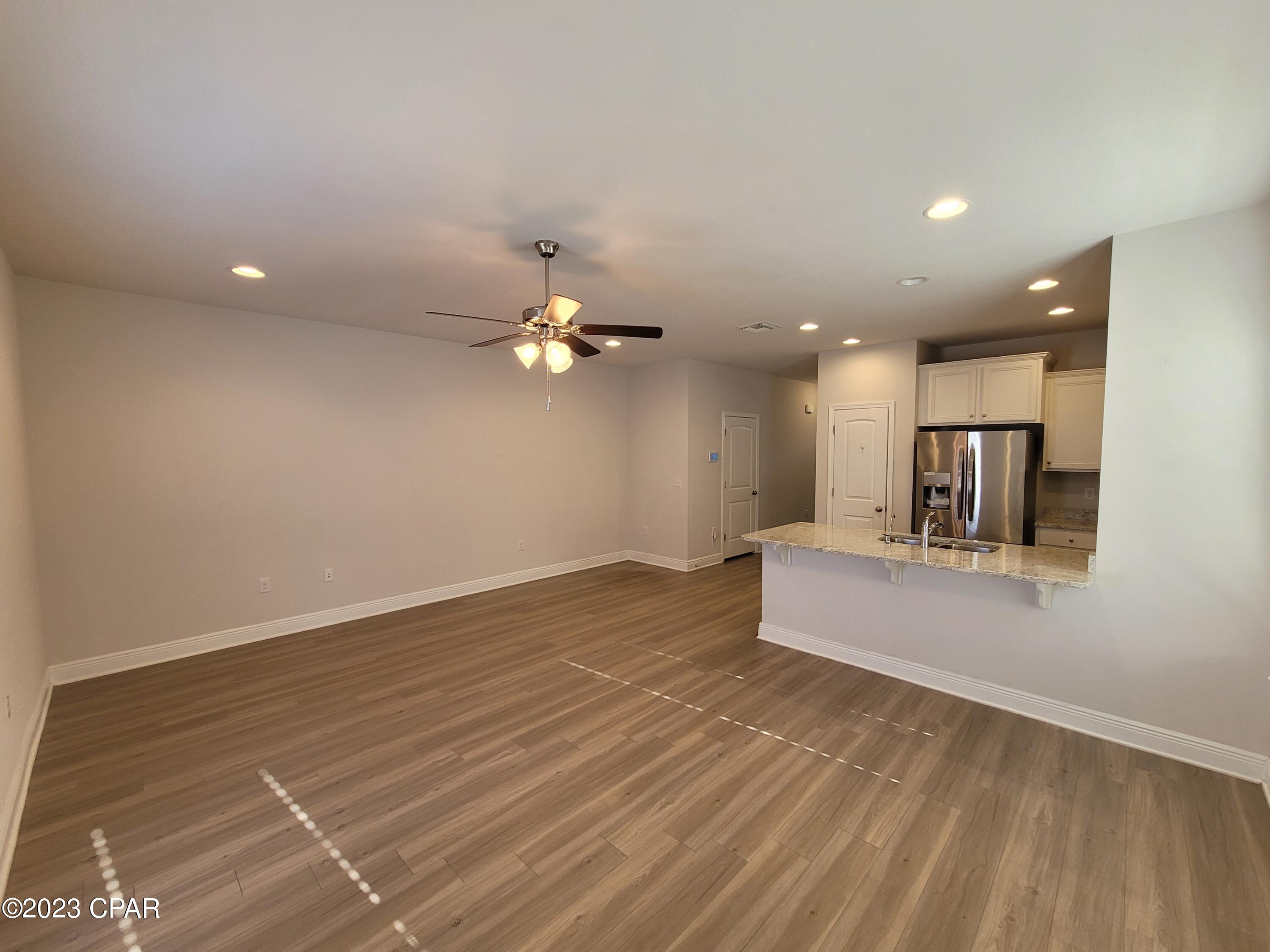 Hathaway Townhomes - Residential Lease