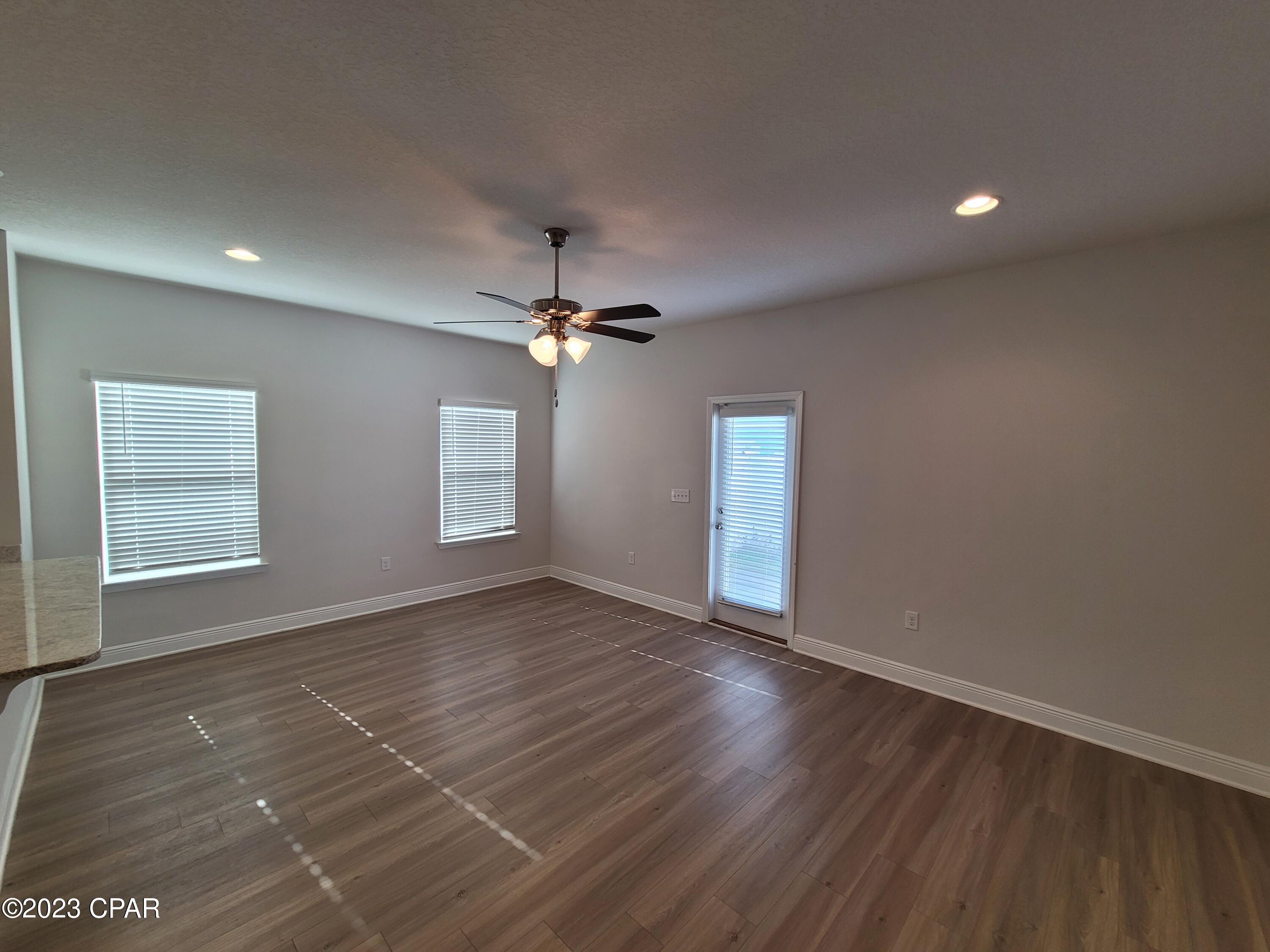 Hathaway Townhomes - Residential Lease