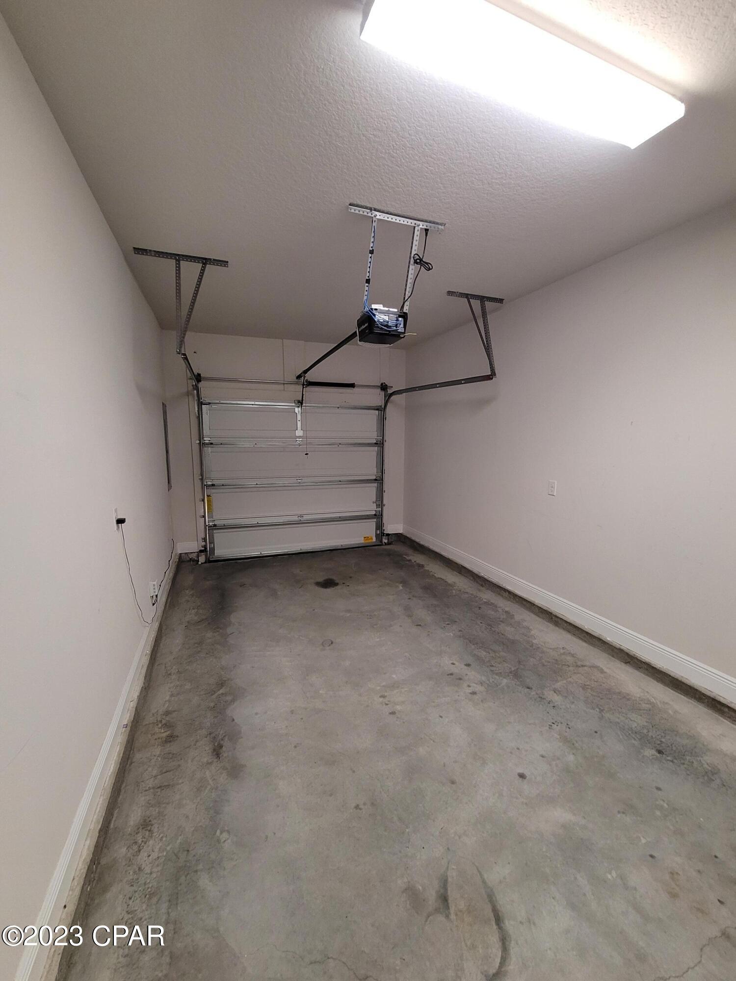 Hathaway Townhomes - Residential Lease