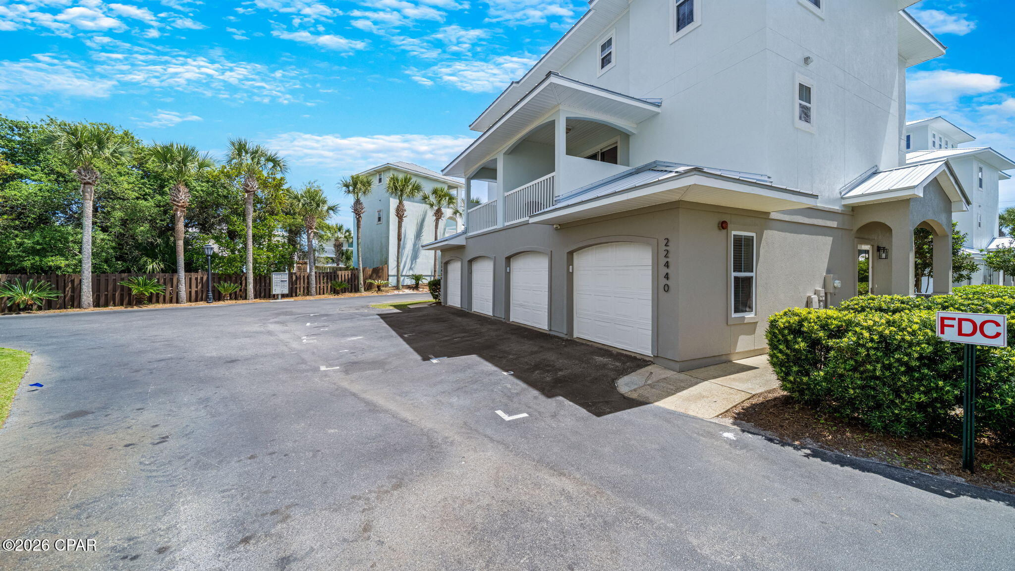 Casa Del Mar - Residential