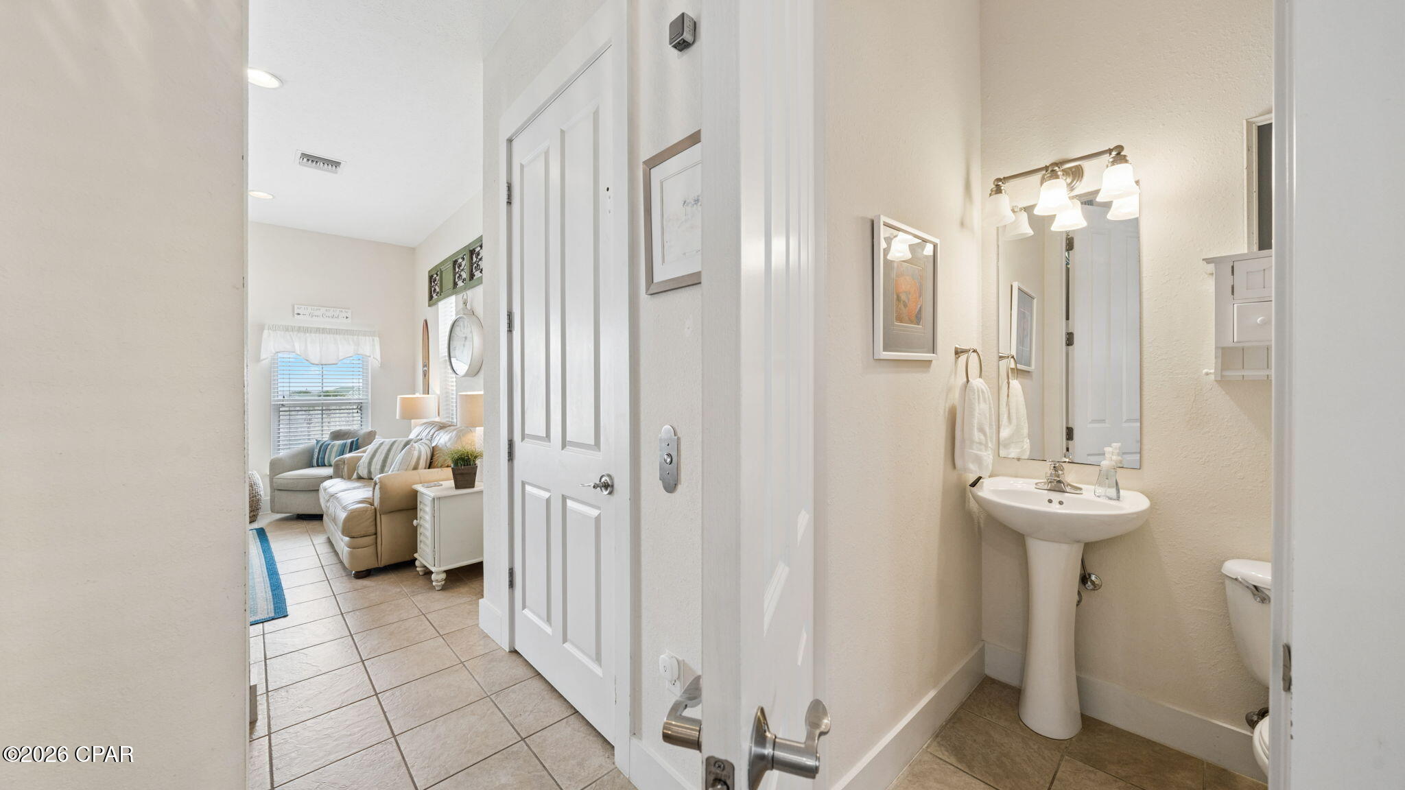 Casa Del Mar - Residential