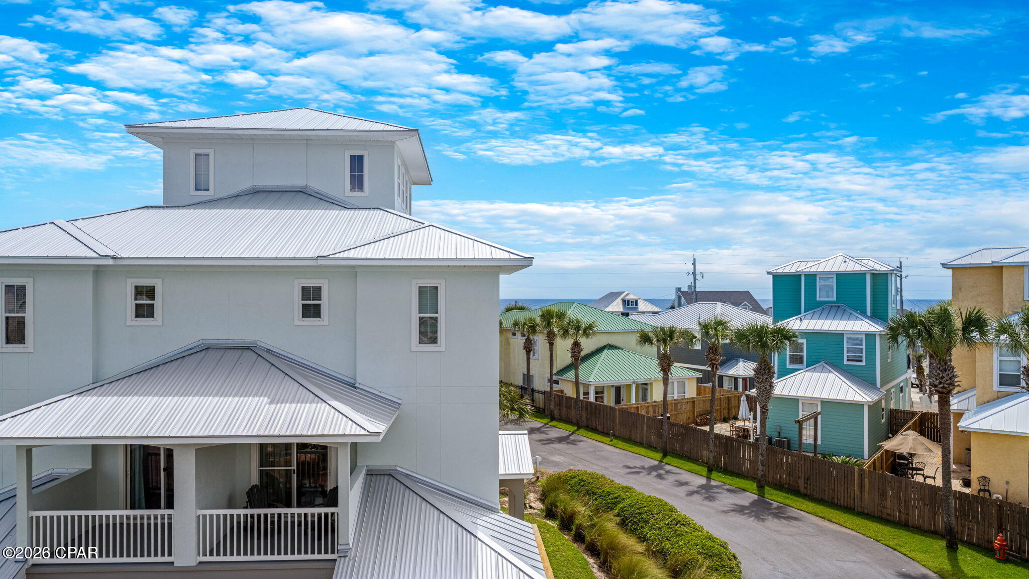 Casa Del Mar - Residential