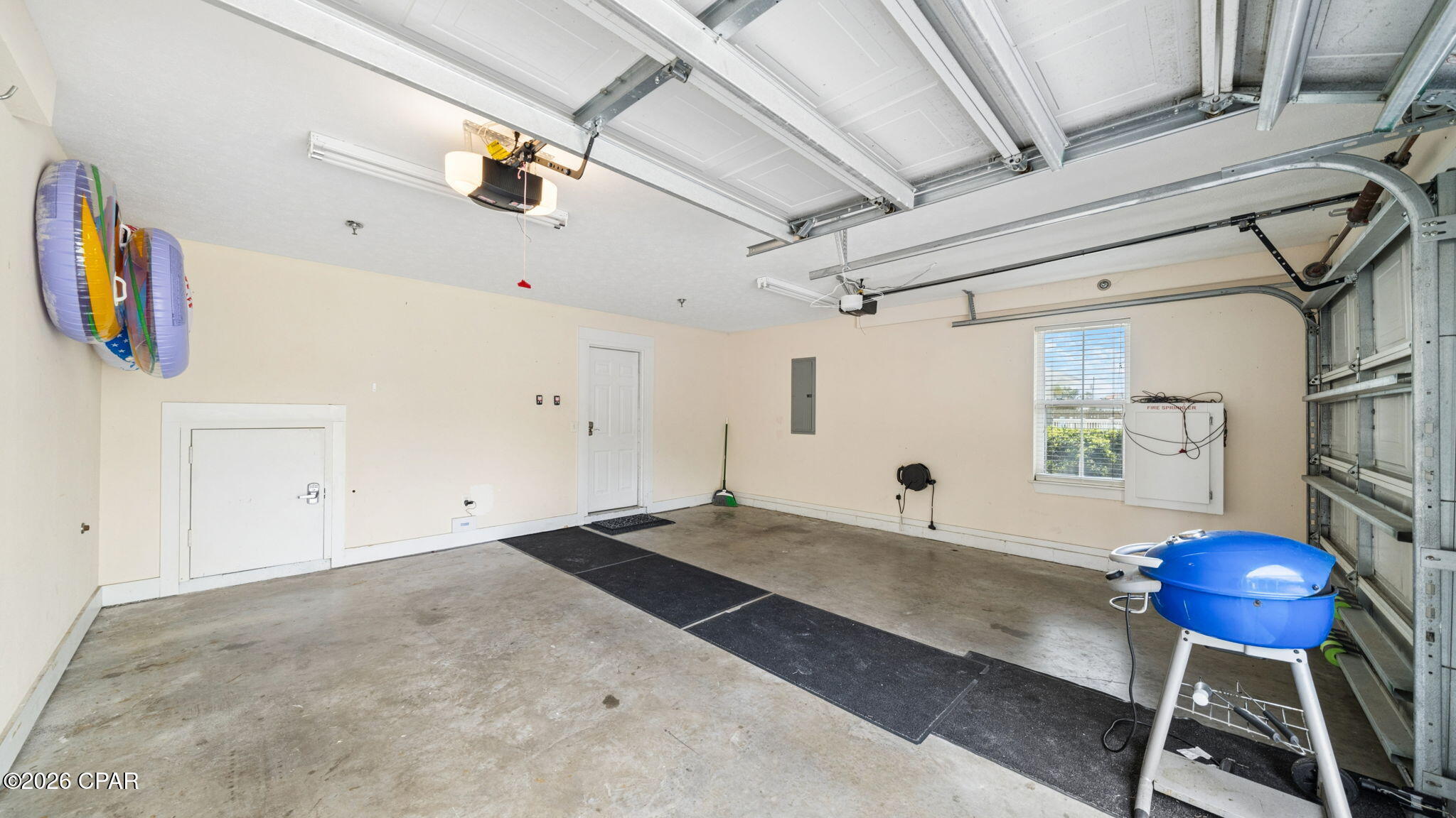 Casa Del Mar - Residential