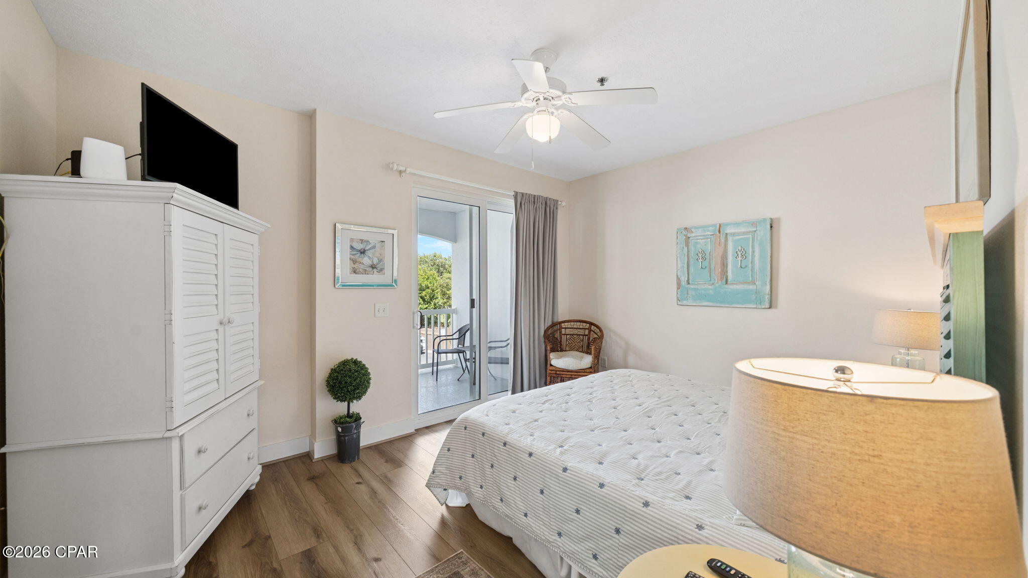 Casa Del Mar - Residential