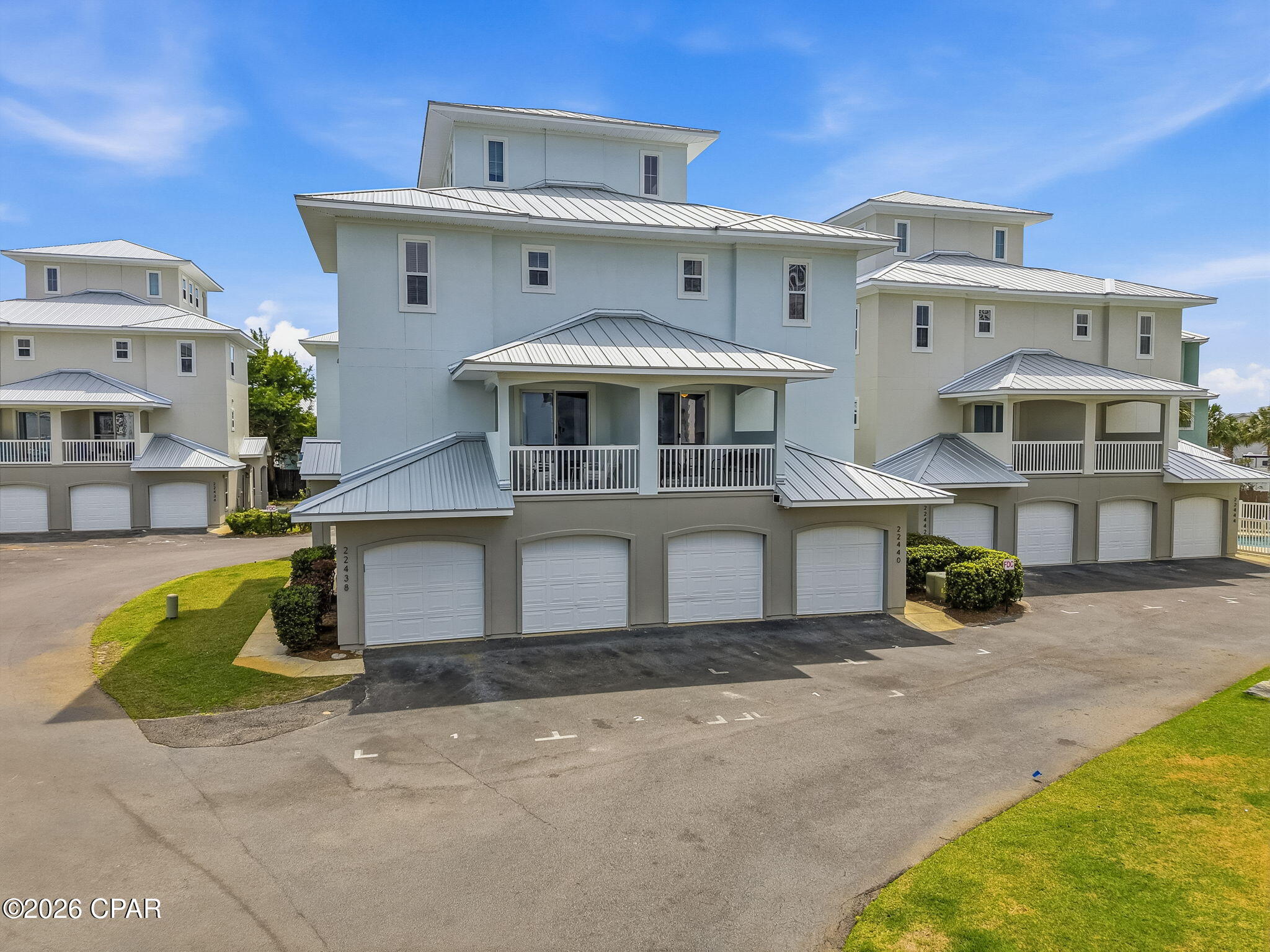 Casa Del Mar - Residential