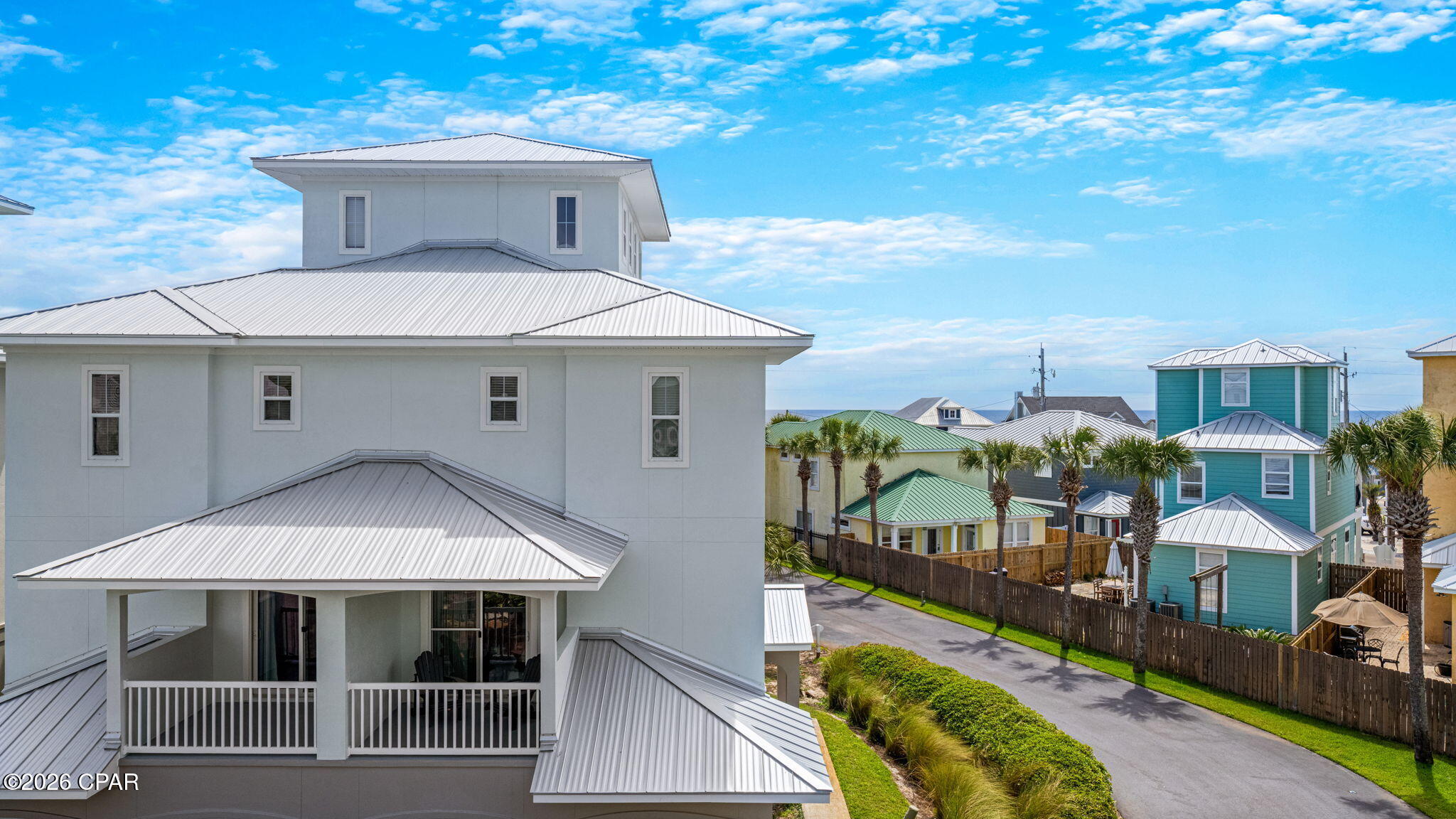 Casa Del Mar - Residential
