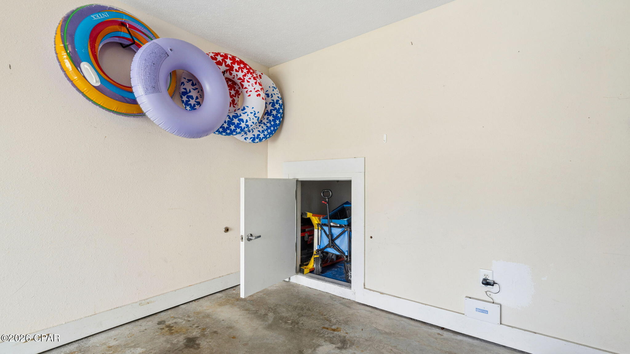 Casa Del Mar - Residential