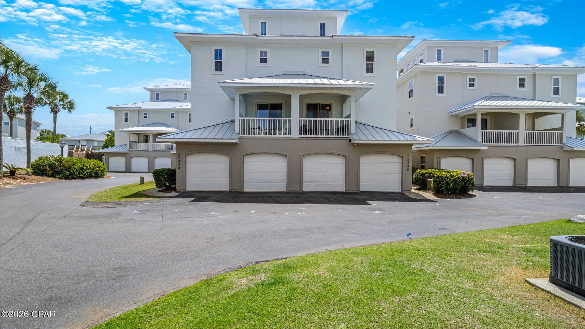 Casa Del Mar - Residential