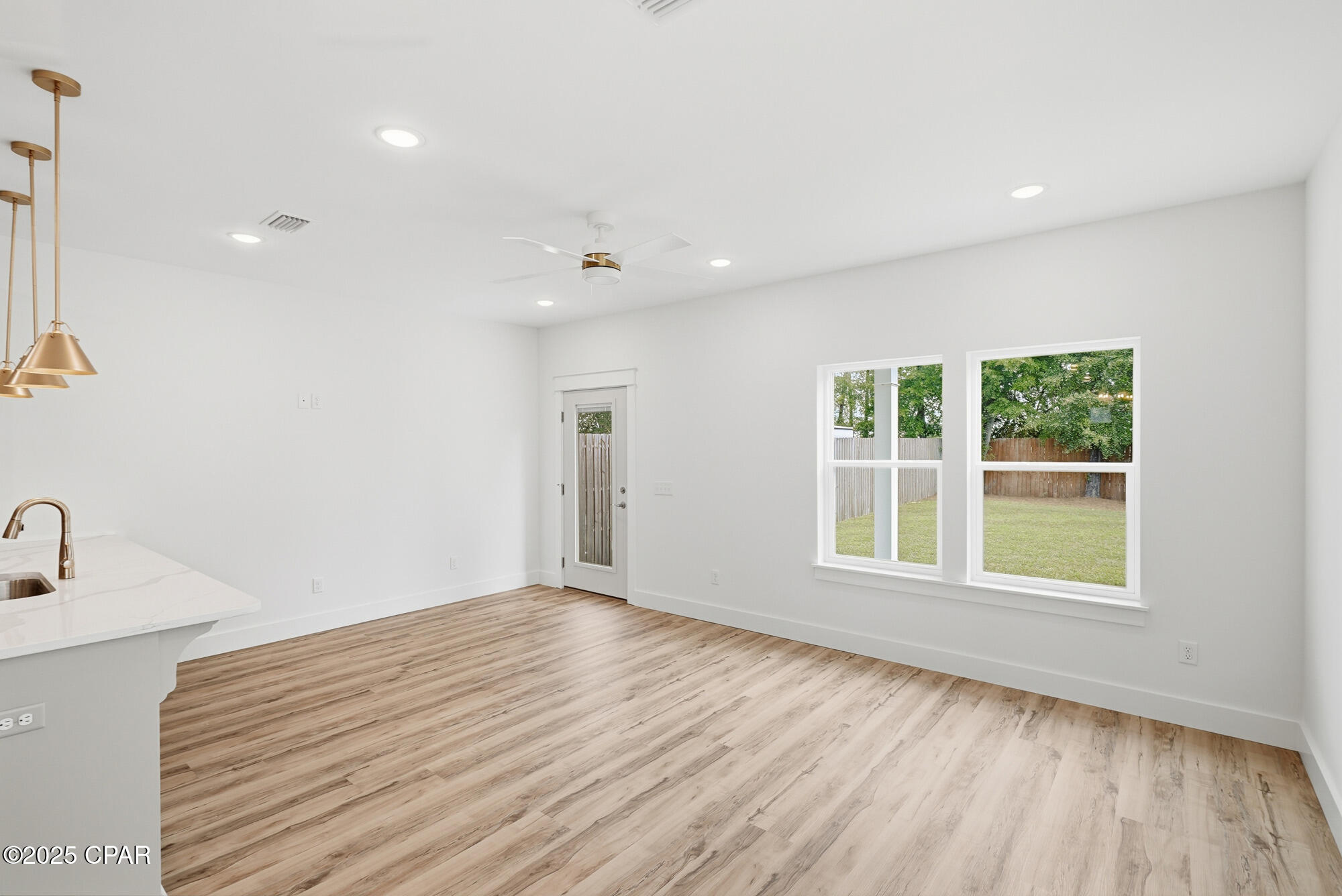 [No Recorded Subdiv] - Residential Lease