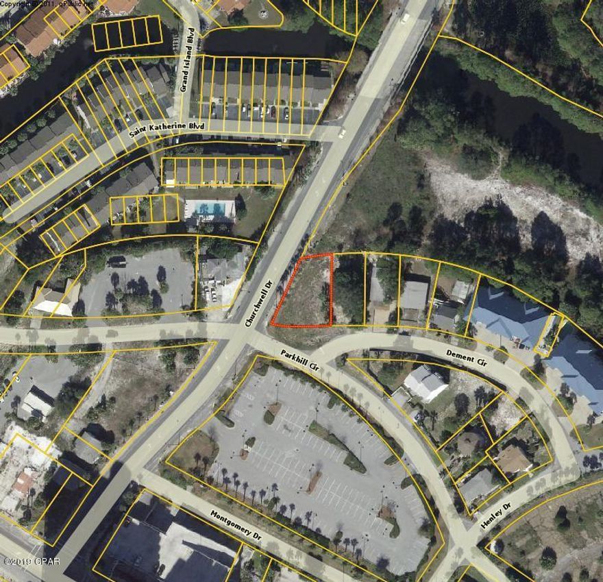 100 Yards to the beautiful Emerald green waters of the Gulf of Mexico!!! Great building lot super close to beach access. Come see this exceptional opportunity to build you dream home.