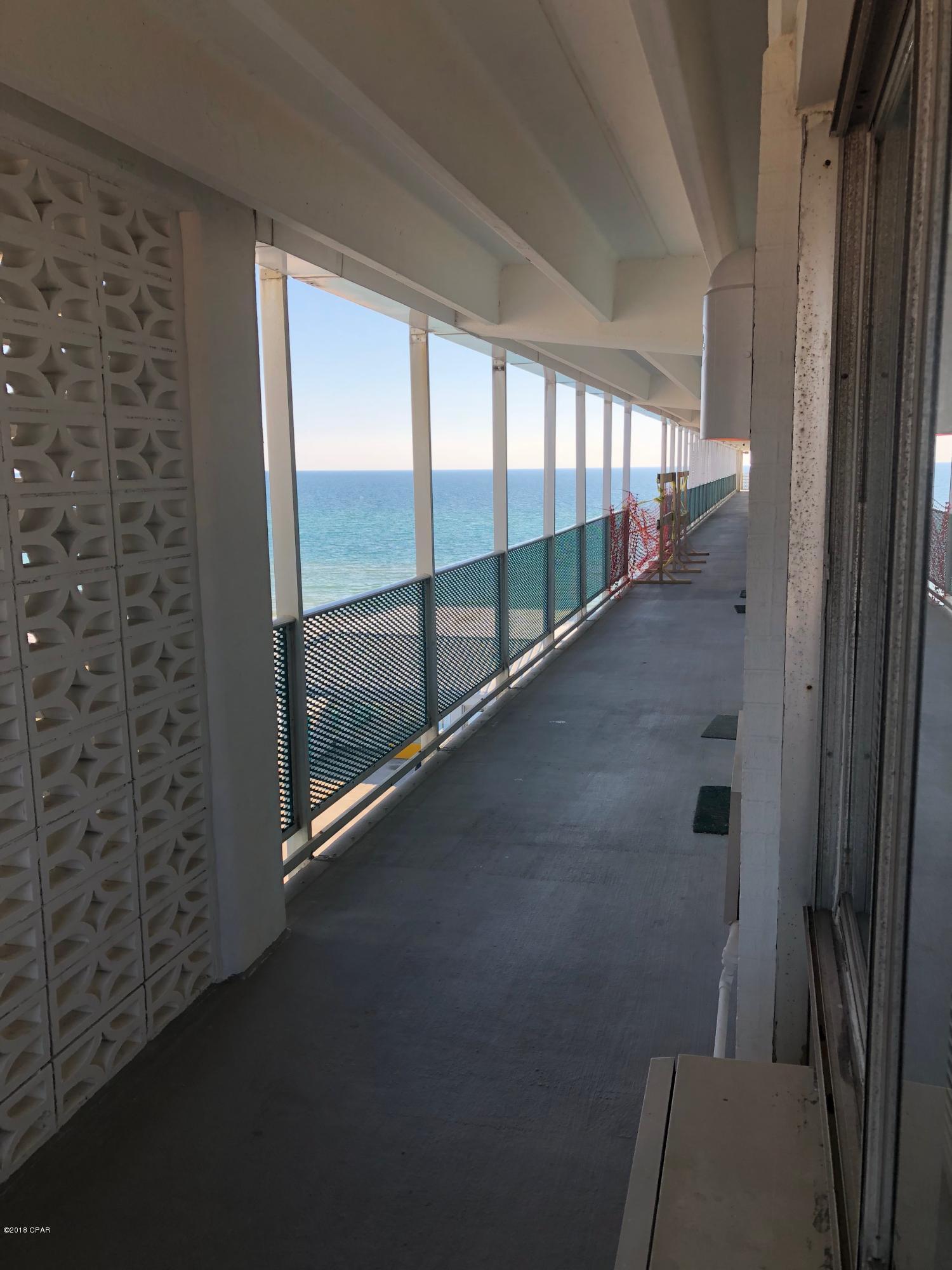 Fontainebleau Terrace - Residential