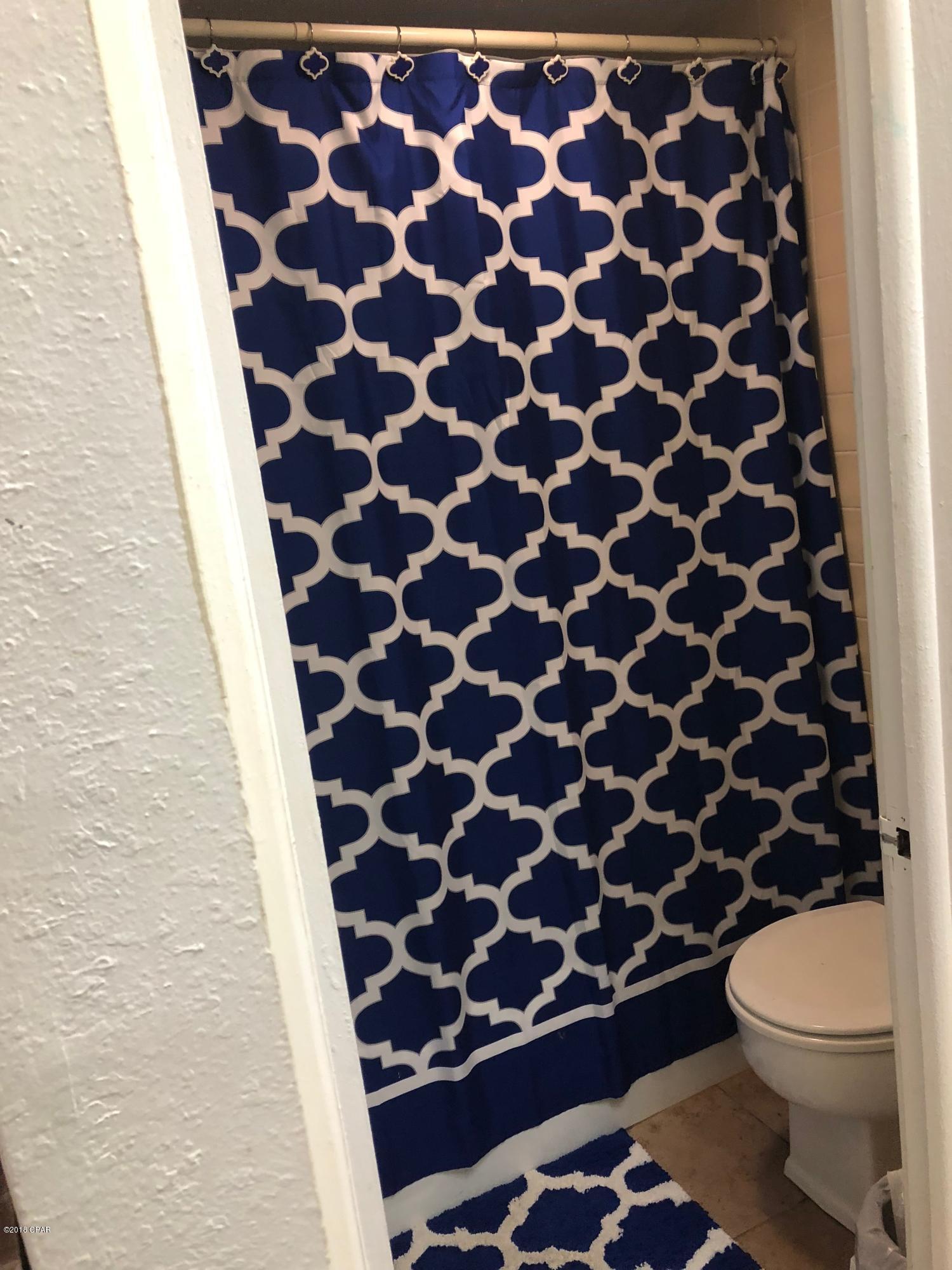 Fontainebleau Terrace - Residential