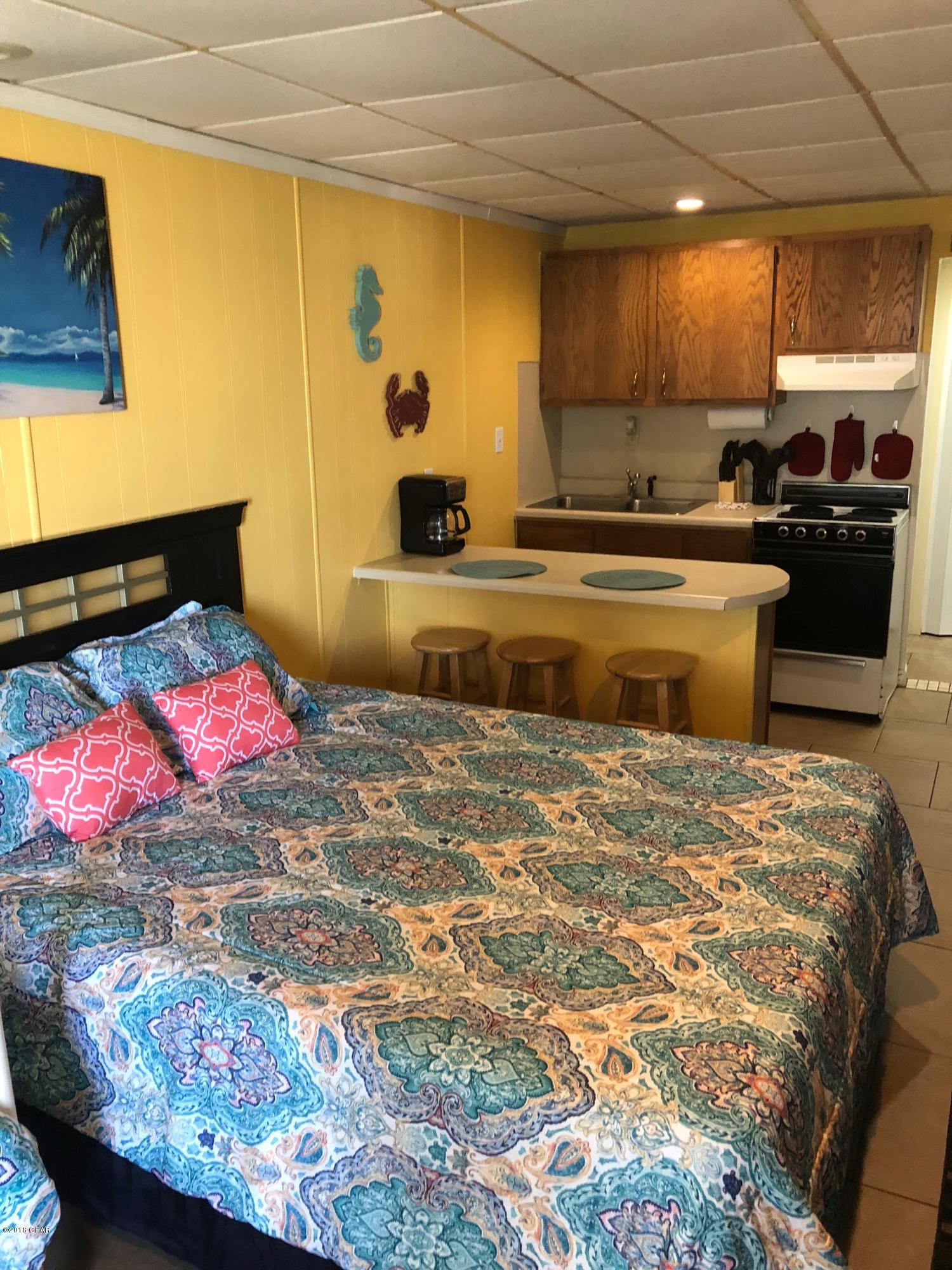 Fontainebleau Terrace - Residential