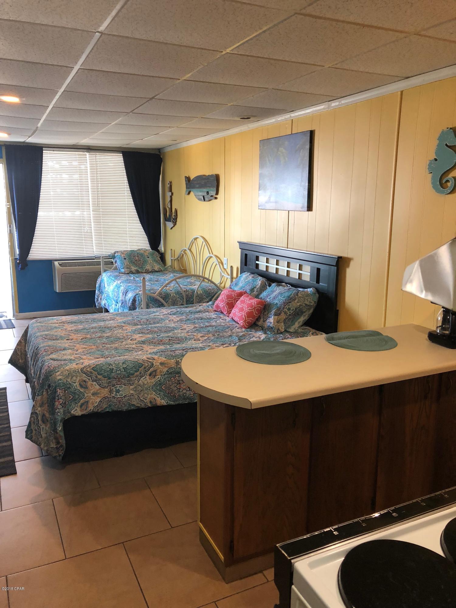 Fontainebleau Terrace - Residential