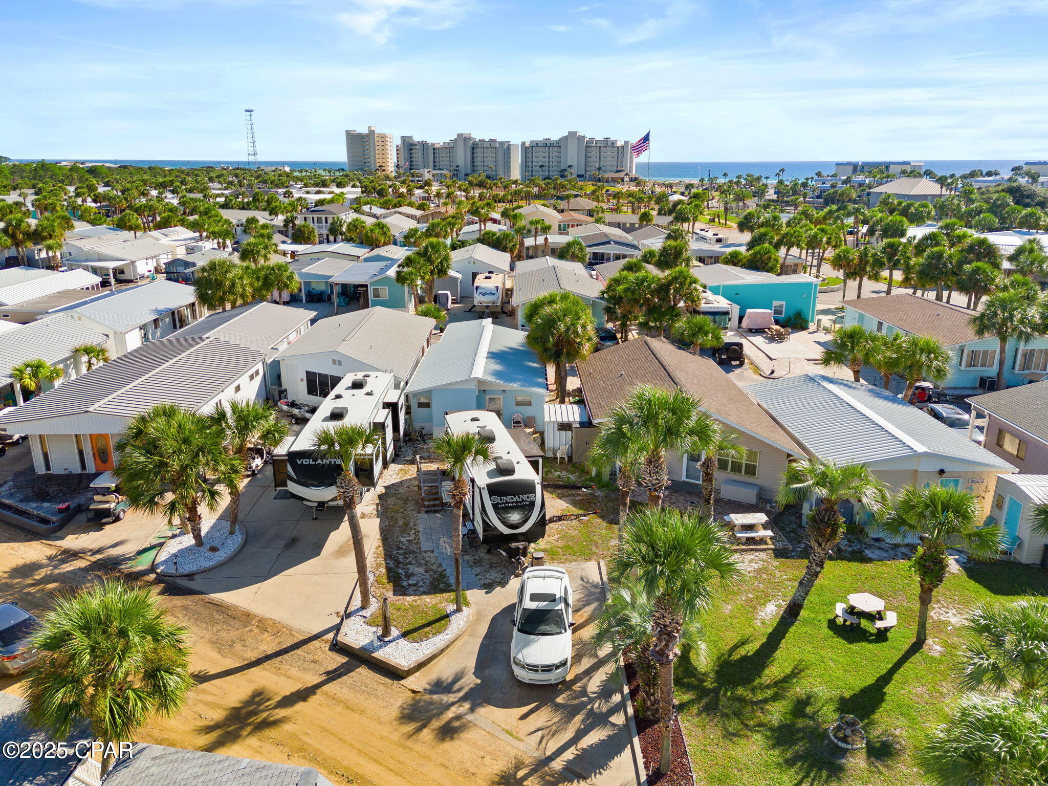 Venture Out Travel Trail - Land