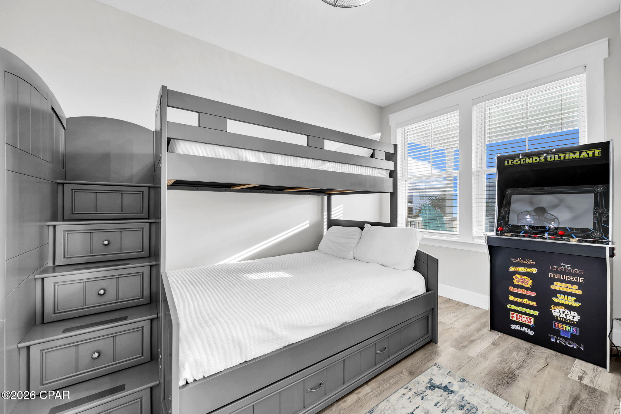 Laguna Beach 2nd Add - Residential