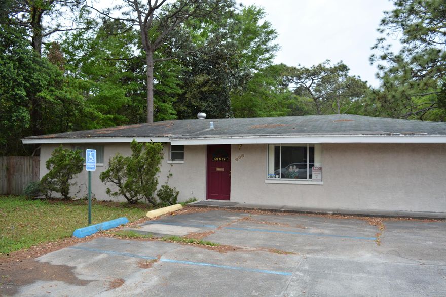 Professional office on highly visible Tyndall Parkway corridor. Building ready to occupy convenient to Tyndall AFB on 3/4 acre site with ample parking. Property also available for purchase, including .76 acre parcel and 3/2 single family home.  Please see MLS # 652460
