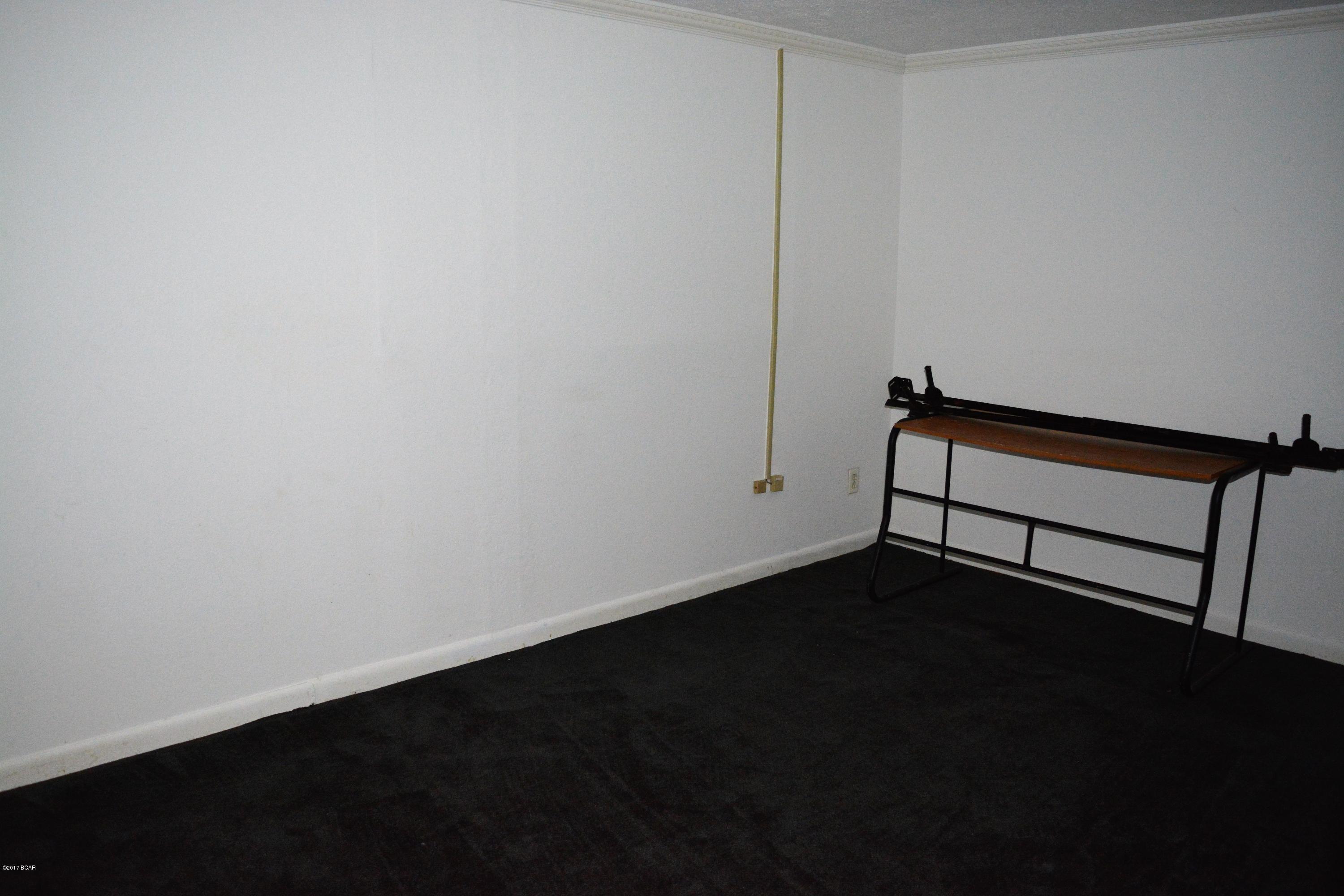 W H Parker - Commercial Lease