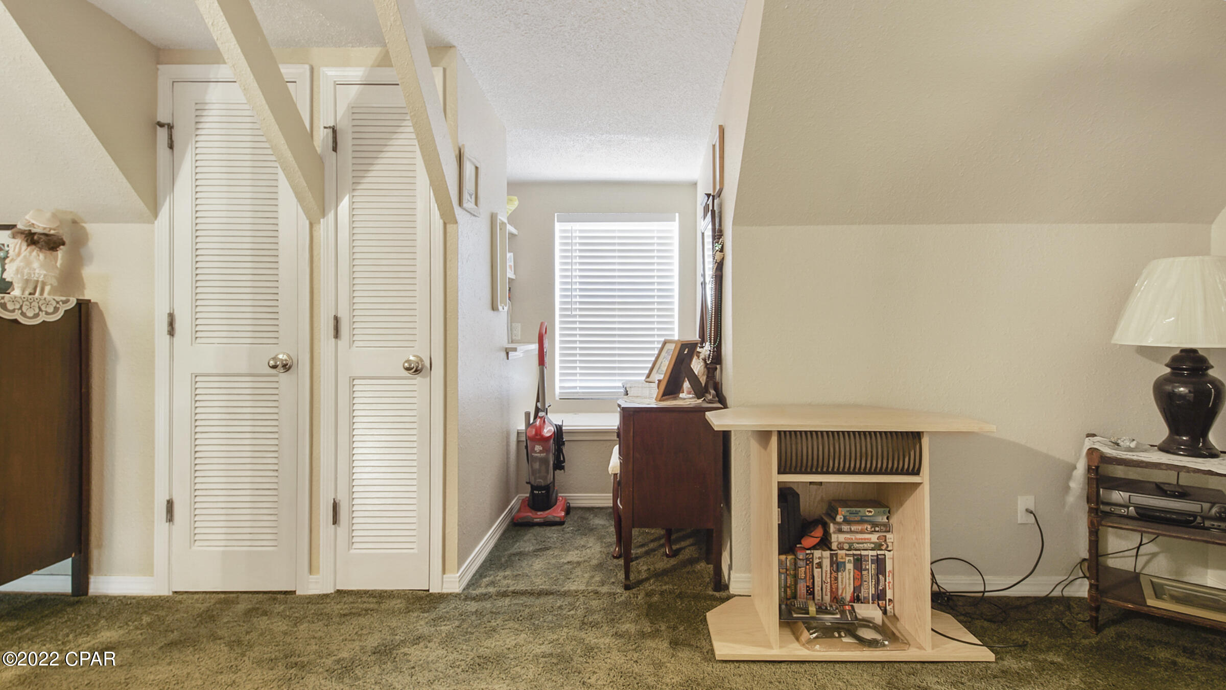 North Lagoon Oaks 7th Add - Residential