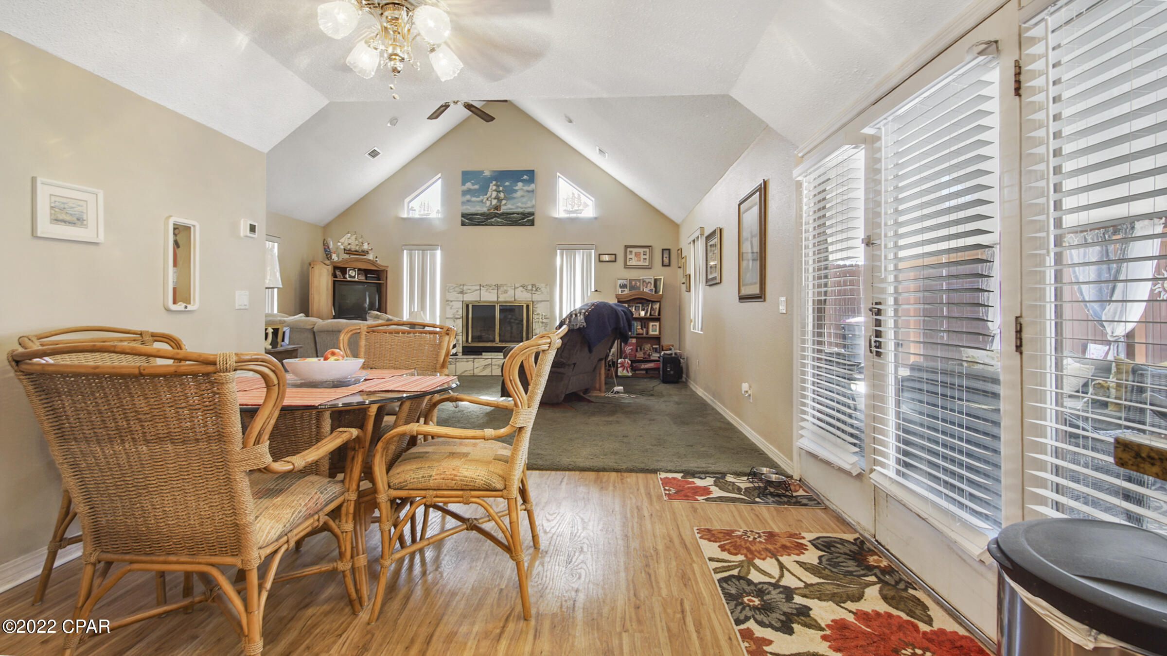 North Lagoon Oaks 7th Add - Residential