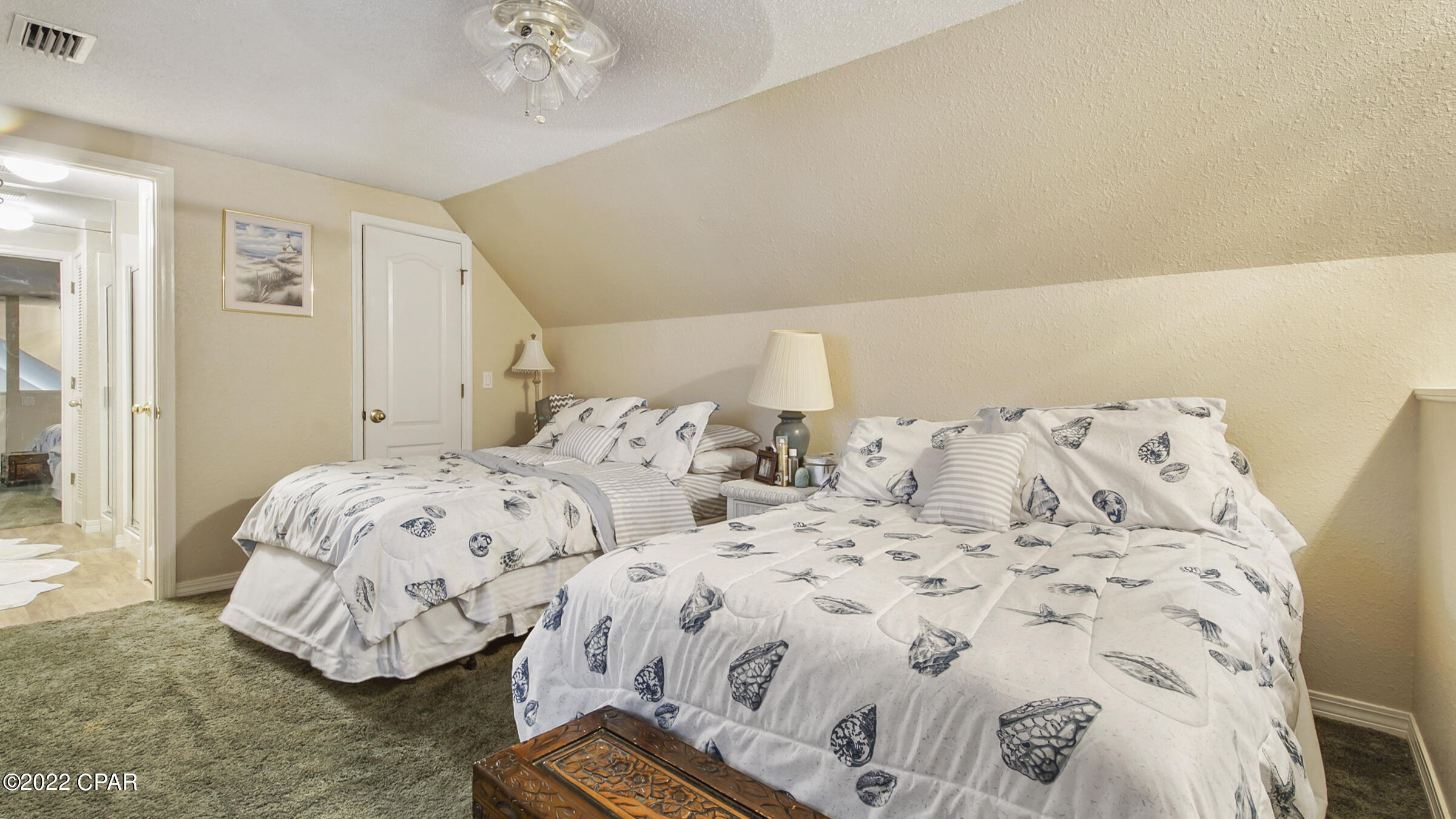 North Lagoon Oaks 7th Add - Residential